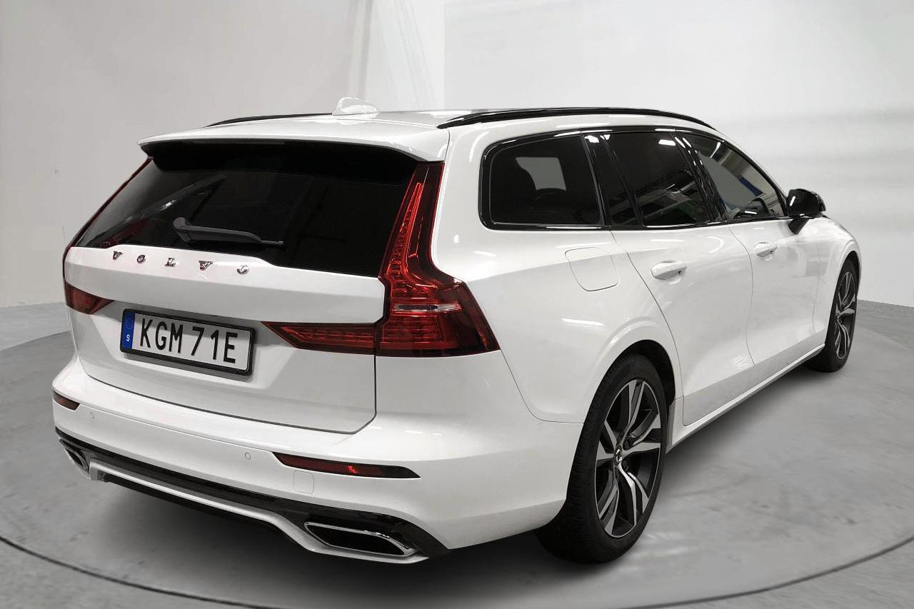 Volvo V60 D3 (150hk) - 103 260 km - Automatyczna - biały - 2020