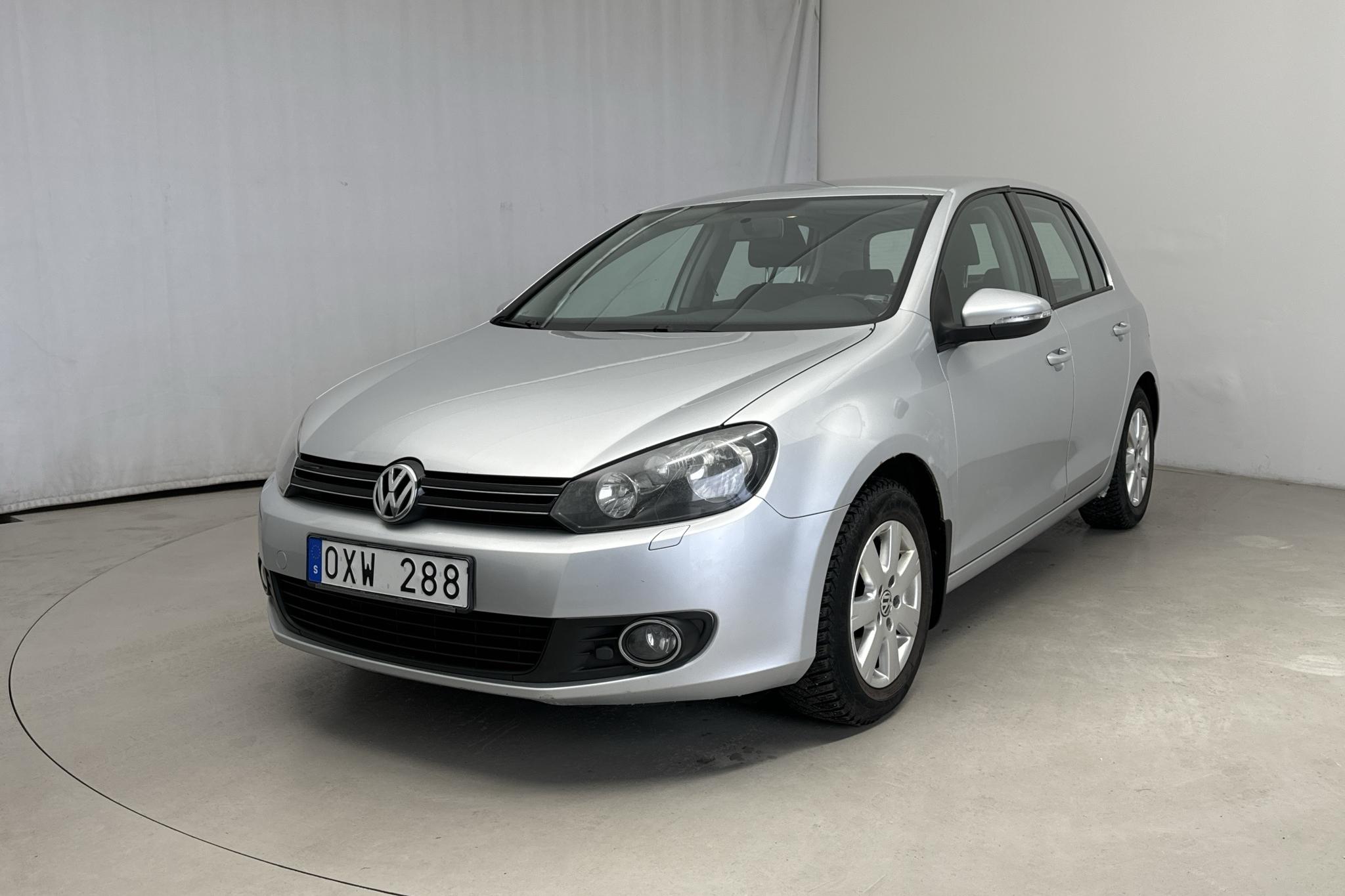 VW Golf VI 1.6 MultiFuel E85 5dr (102hk) - 168 110 km - Käsitsi - hõbe - 2011