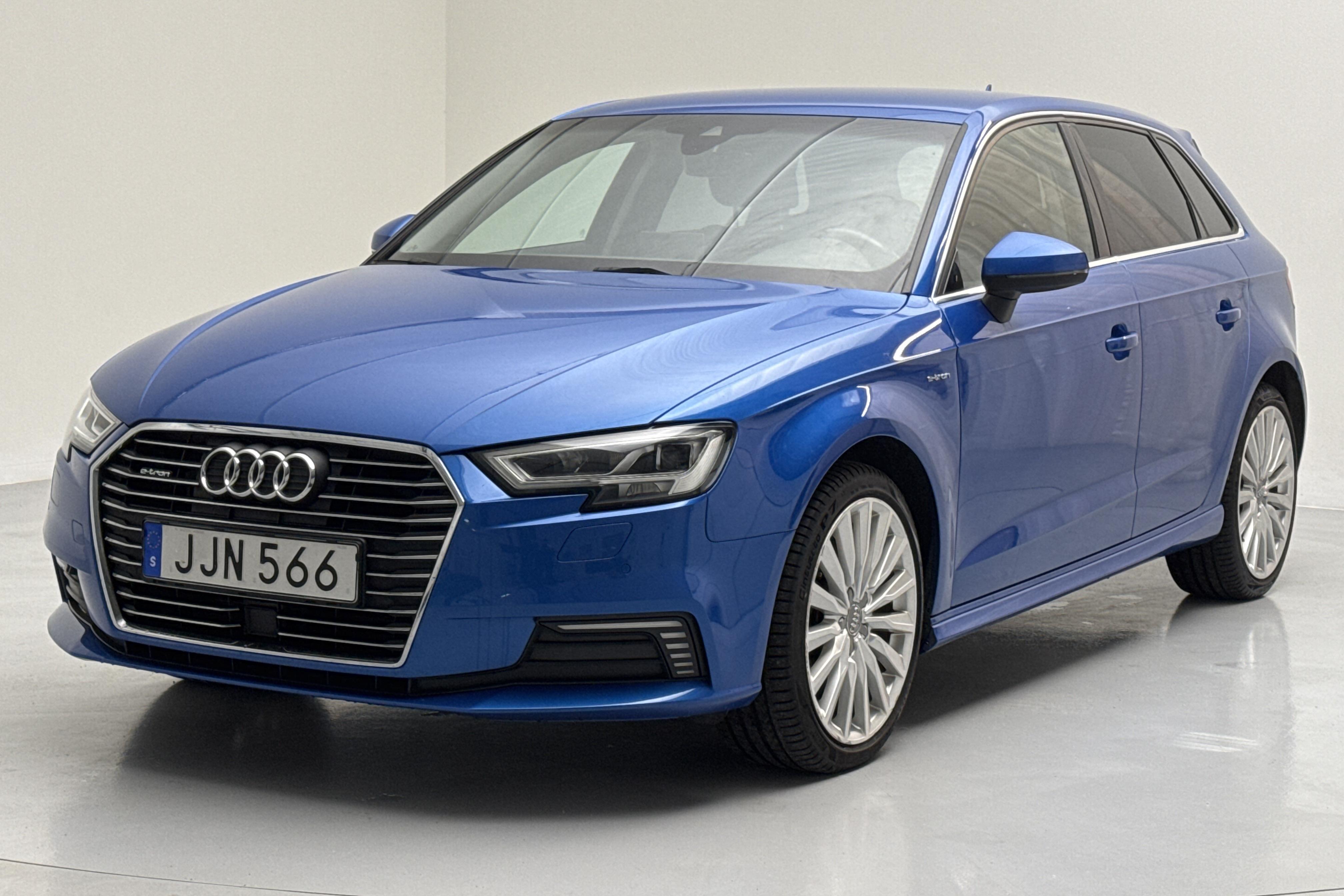 Audi A3 1.4 TFSI e-tron Sportback (150hk) - 67 370 km - Automaattinen - sininen - 2018