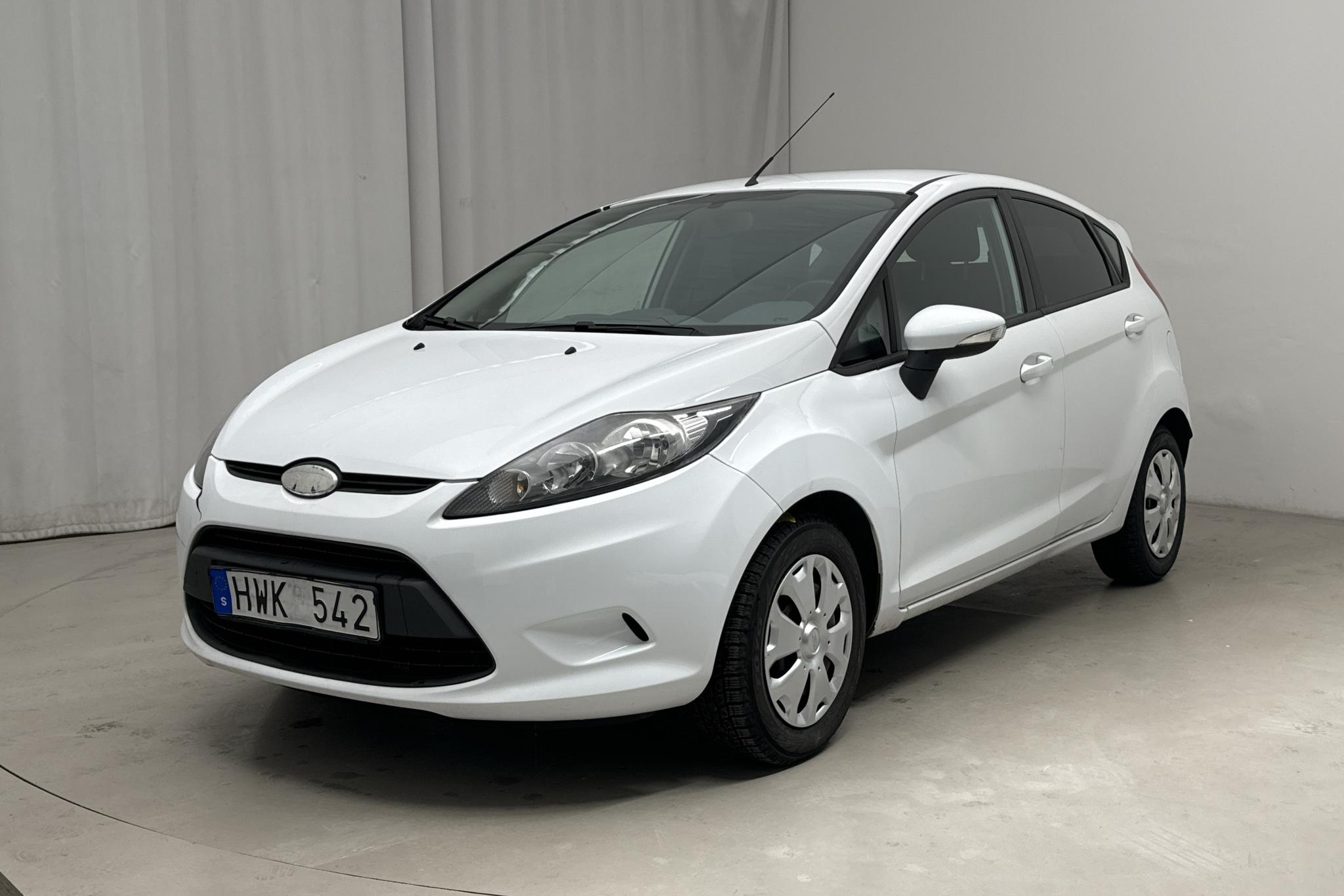 Ford Fiesta 1.25 5dr (82hk) - 164 300 km - Manuaalinen - valkoinen - 2009