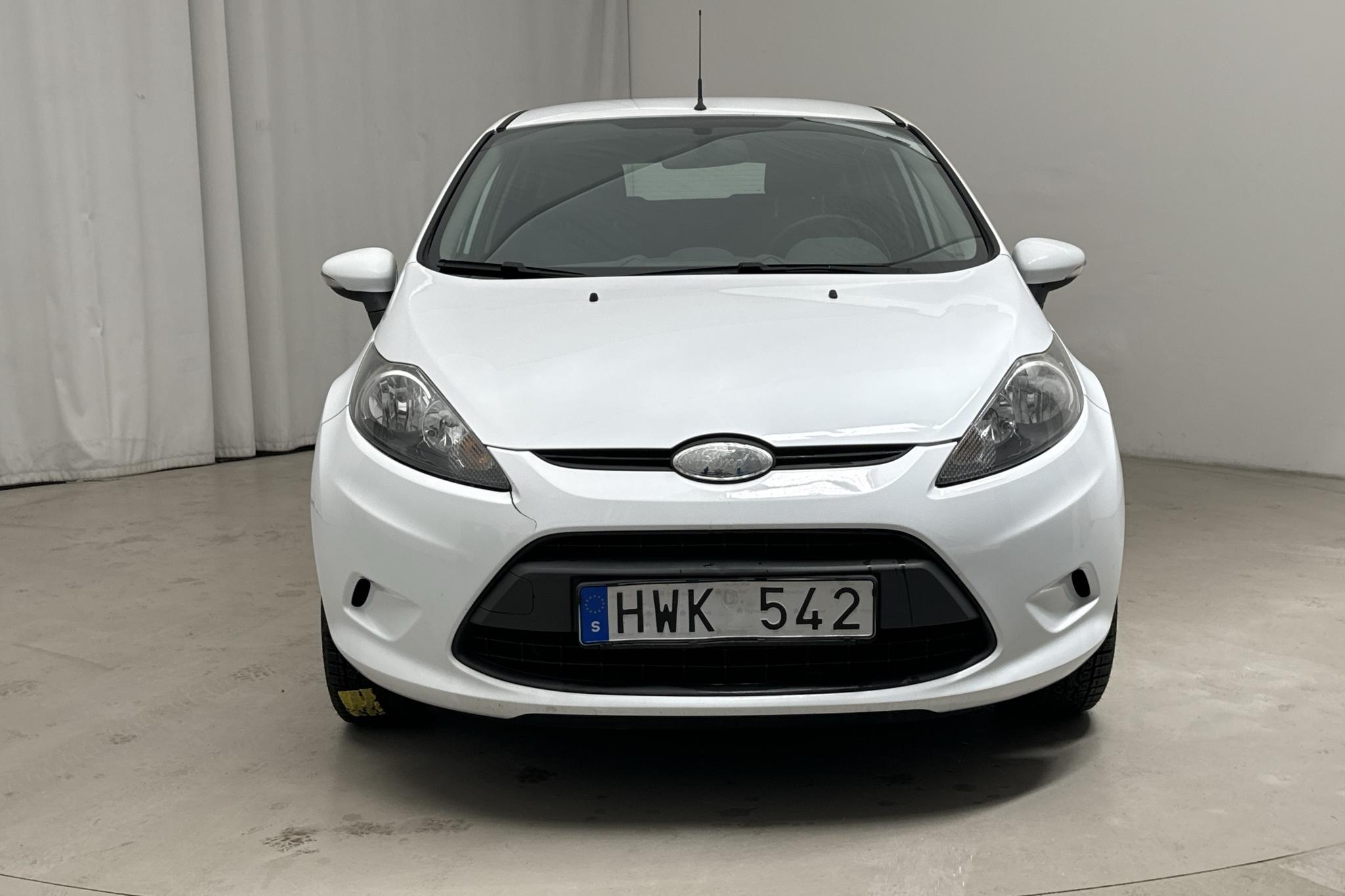 Ford Fiesta 1.25 5dr (82hk) - 164 300 km - Manuaalinen - valkoinen - 2009