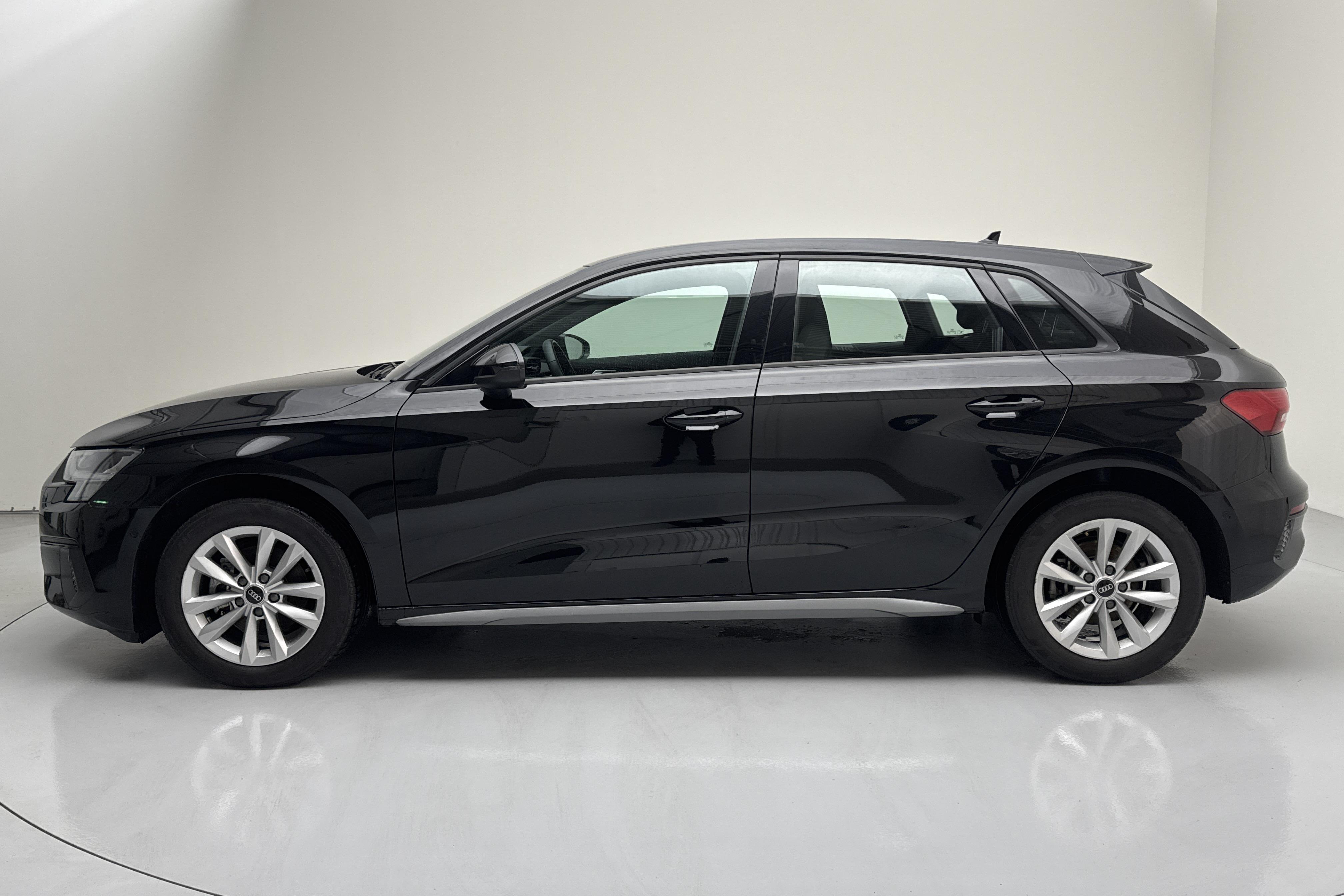 Audi A3 Sportback 35 TFSI (150hk) - 30 140 km - Automatic - black - 2023