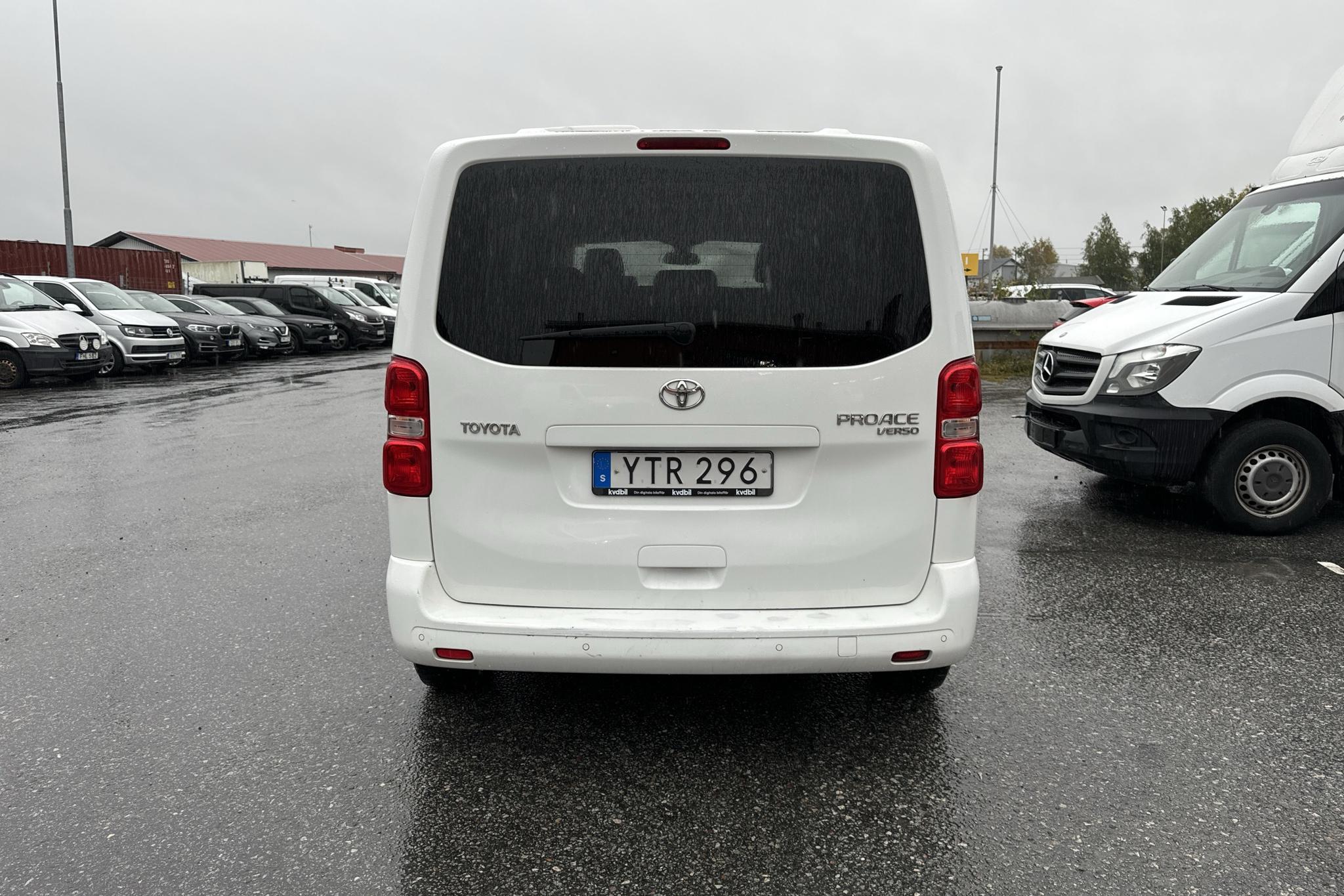 Toyota PROACE Verso 1.6 (115hk) - 170 230 km - Käsitsi - valge - 2016