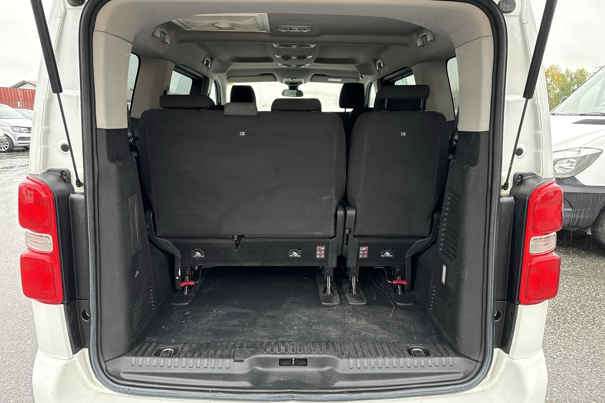 Toyota PROACE Verso 1.6 (115hk) - 170 230 km - Manuaalinen - valkoinen - 2016