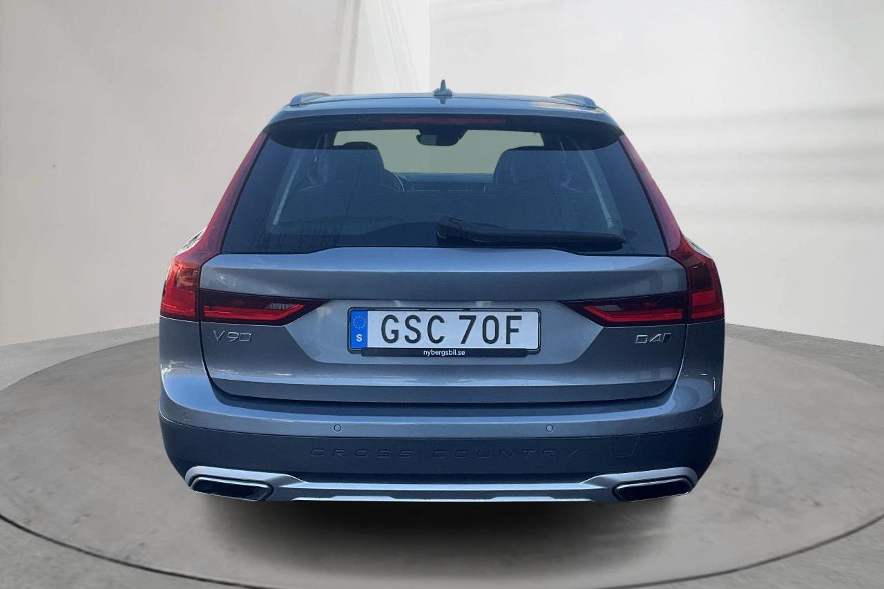 Volvo V90 D4 Cross Country AWD (190hk) - 65 430 km - Automaattinen - harmaa - 2020