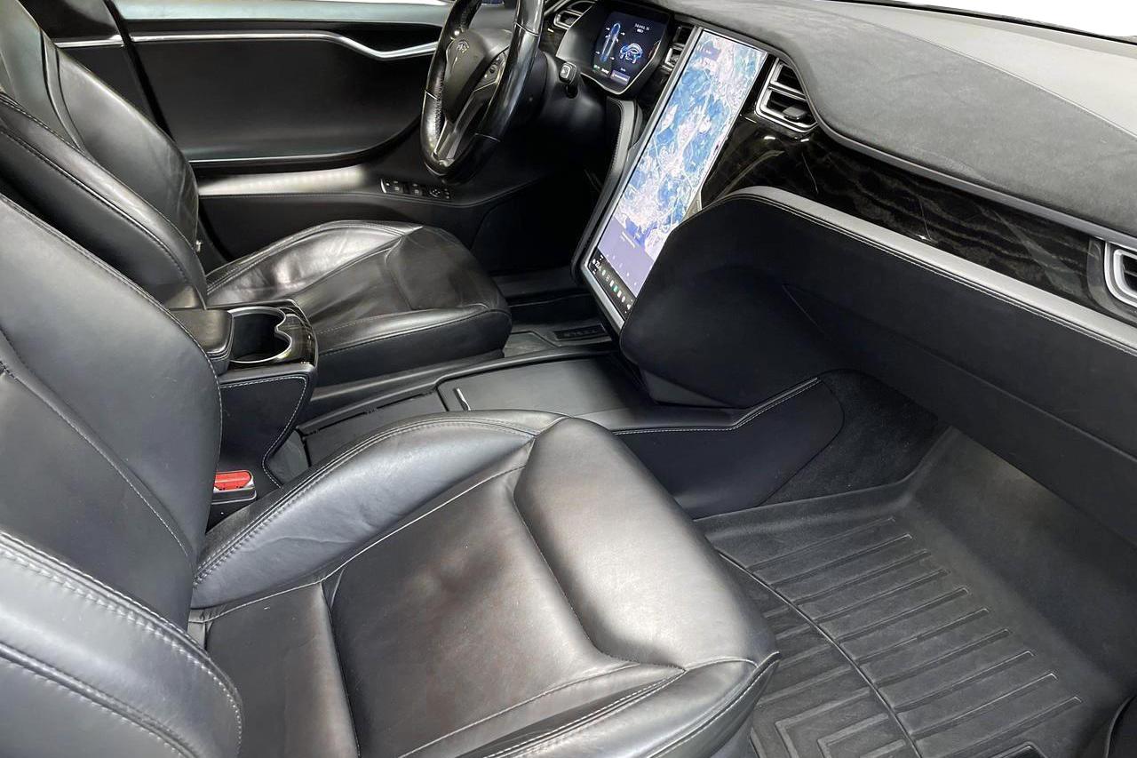 Tesla Model S 90D - 206 670 km - Automaatne - sinine - 2016