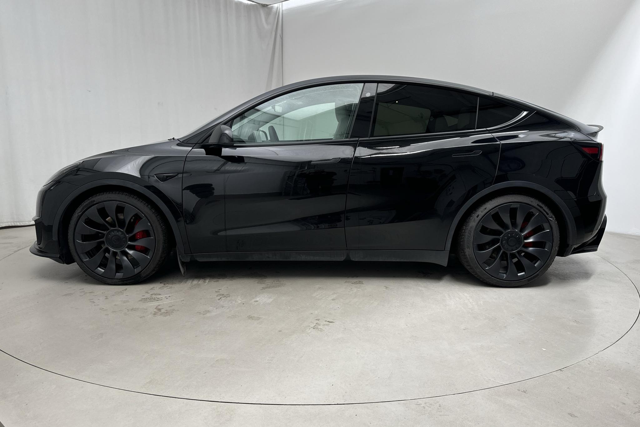 Tesla Model Y Performance Dual Motor AWD - 34 140 km - Automaatne - must - 2023