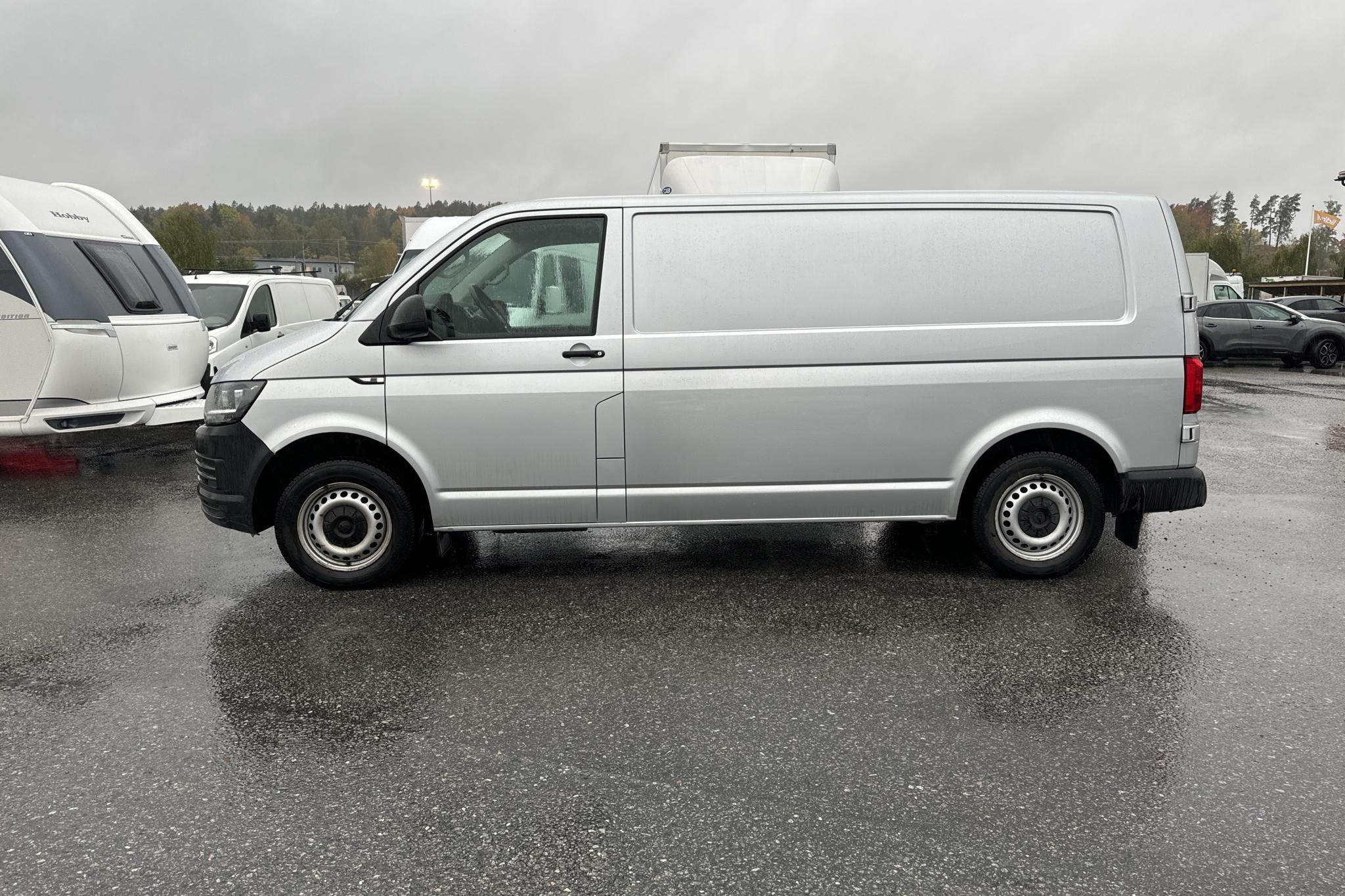 VW Transporter T6 2.0 TDI BMT Skåp (102hk) - 90 580 km - Käsitsi - hõbe - 2017