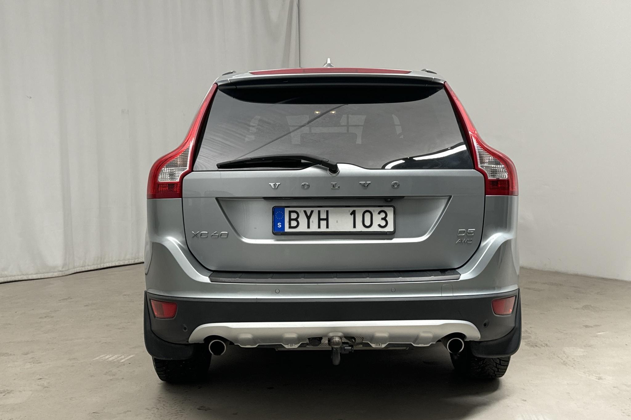 Volvo XC60 D5 AWD (215hk) - 187 710 km - Automatic - silver - 2013