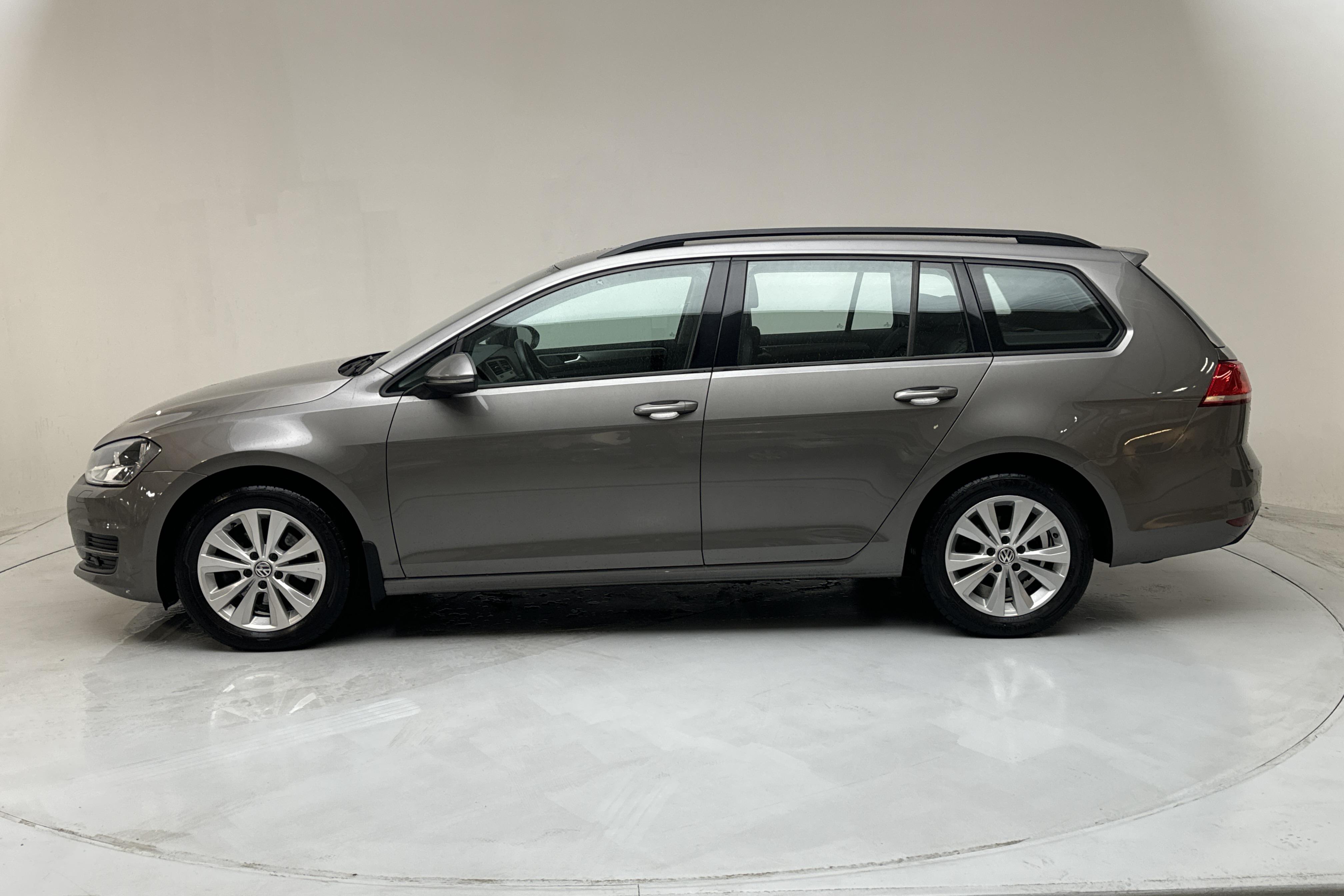 VW Golf VII 1.4 TSI Multifuel Sportscombi (125hk) - 132 820 km - Käsitsi - hall - 2017