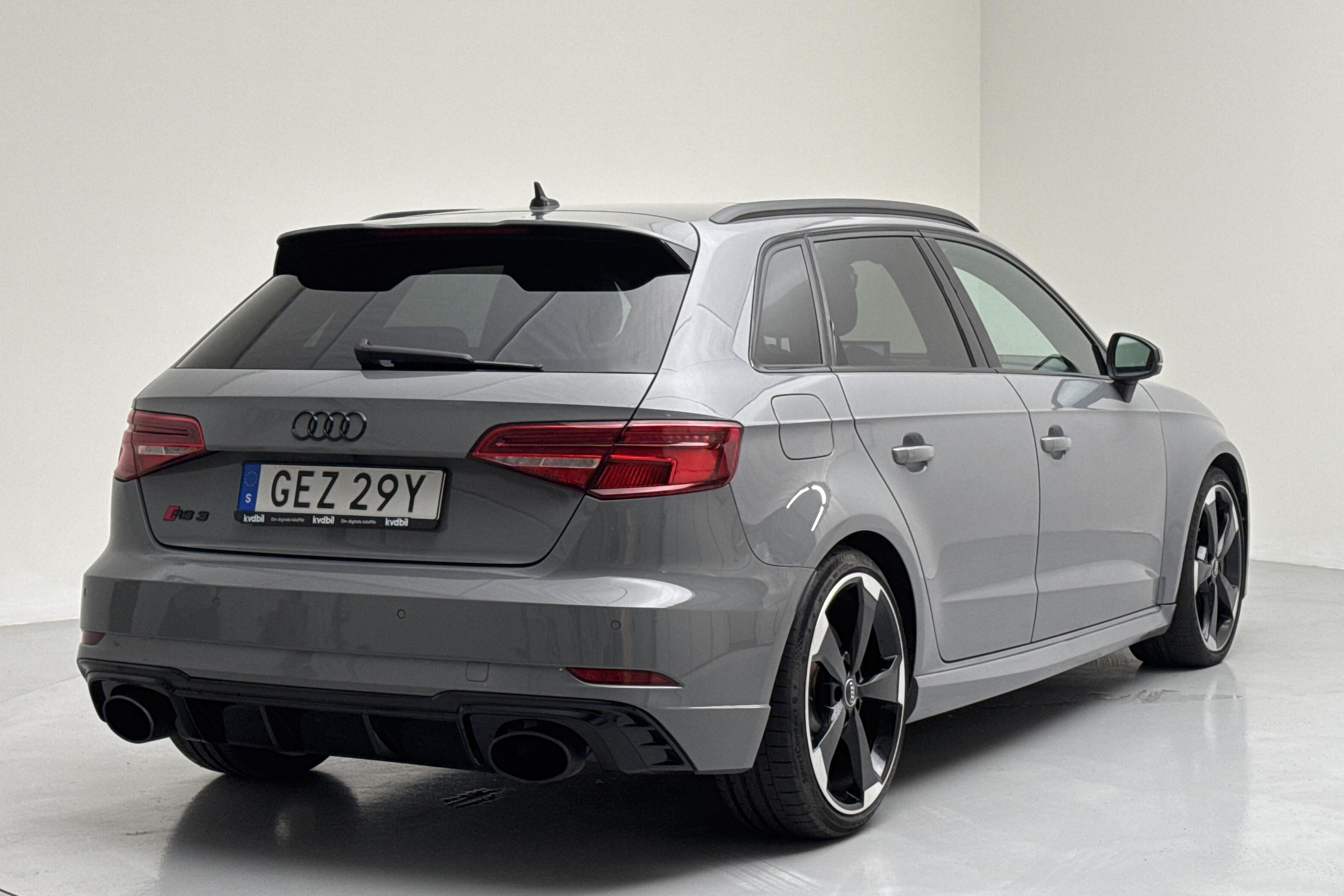 Audi RS3 Sportback 2.5 TFSI quattro (400hk) - 34 110 km - Automaattinen - Light Grey - 2019