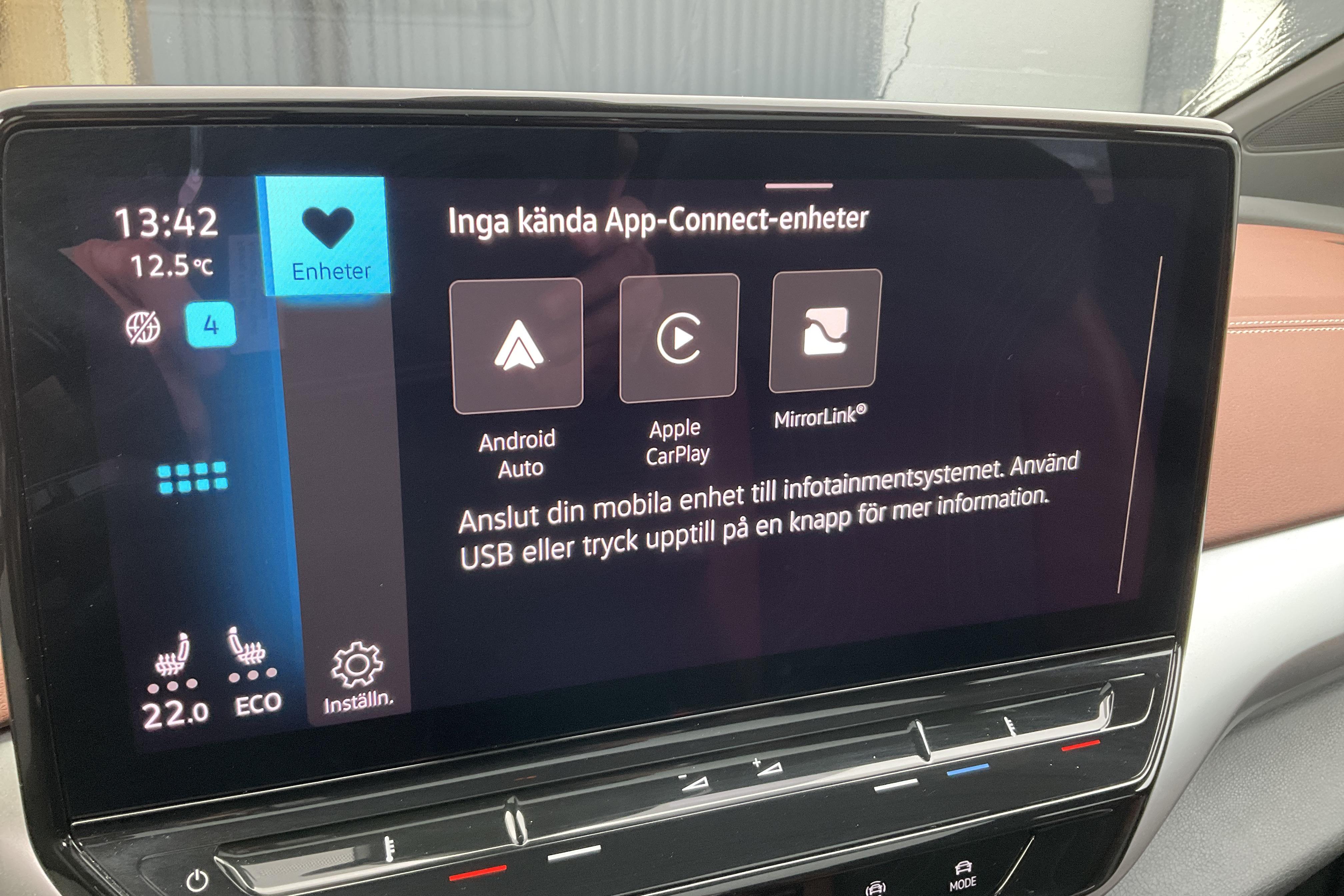 VW ID.4 77kWh (204hk) - 4 942 mil - Automat - grå - 2022