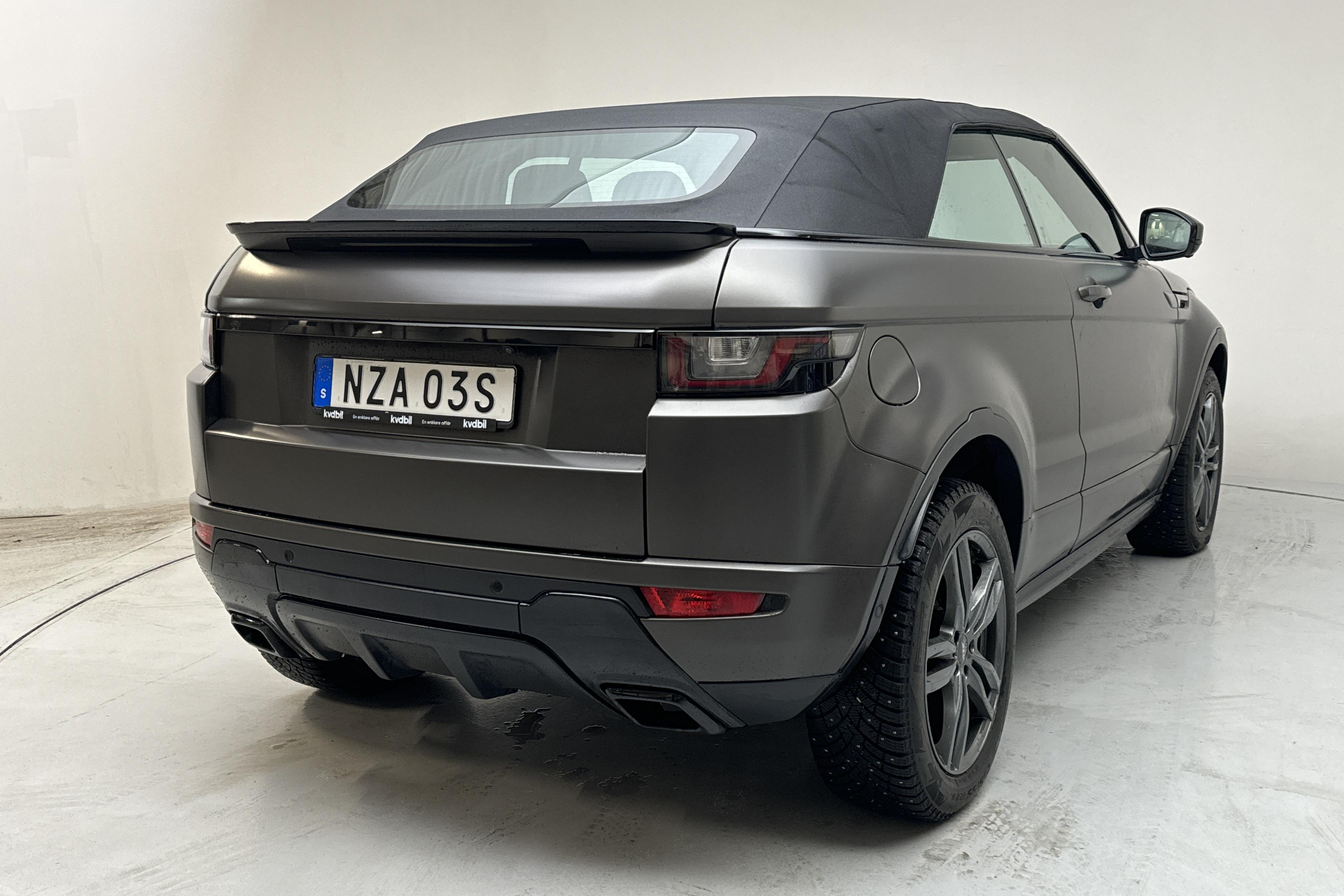 Land Rover Range Rover Evoque 2.0 TD4 AWD Cabriolet (180hk) - 7 671 mil - Automat - Dark Grey - 2018