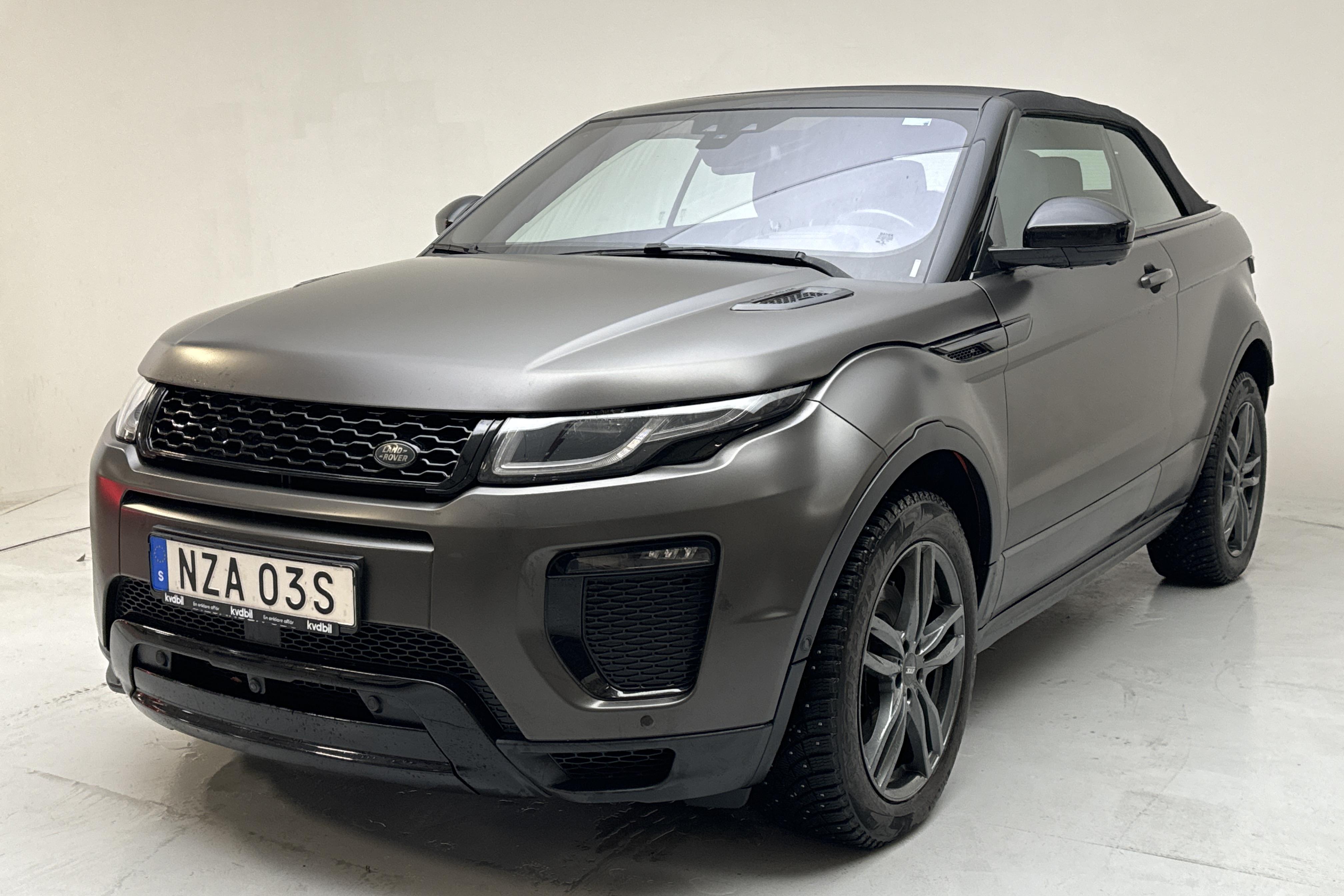 Land Rover Range Rover Evoque 2.0 TD4 AWD Cabriolet (180hk) - 7 671 mil - Automat - Dark Grey - 2018