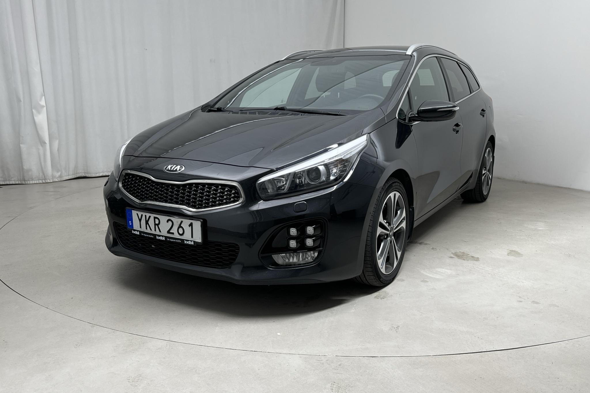 KIA Cee'd 1.6 CRDi SW (136hk) - 10 887 mil - Manuell - svart - 2017