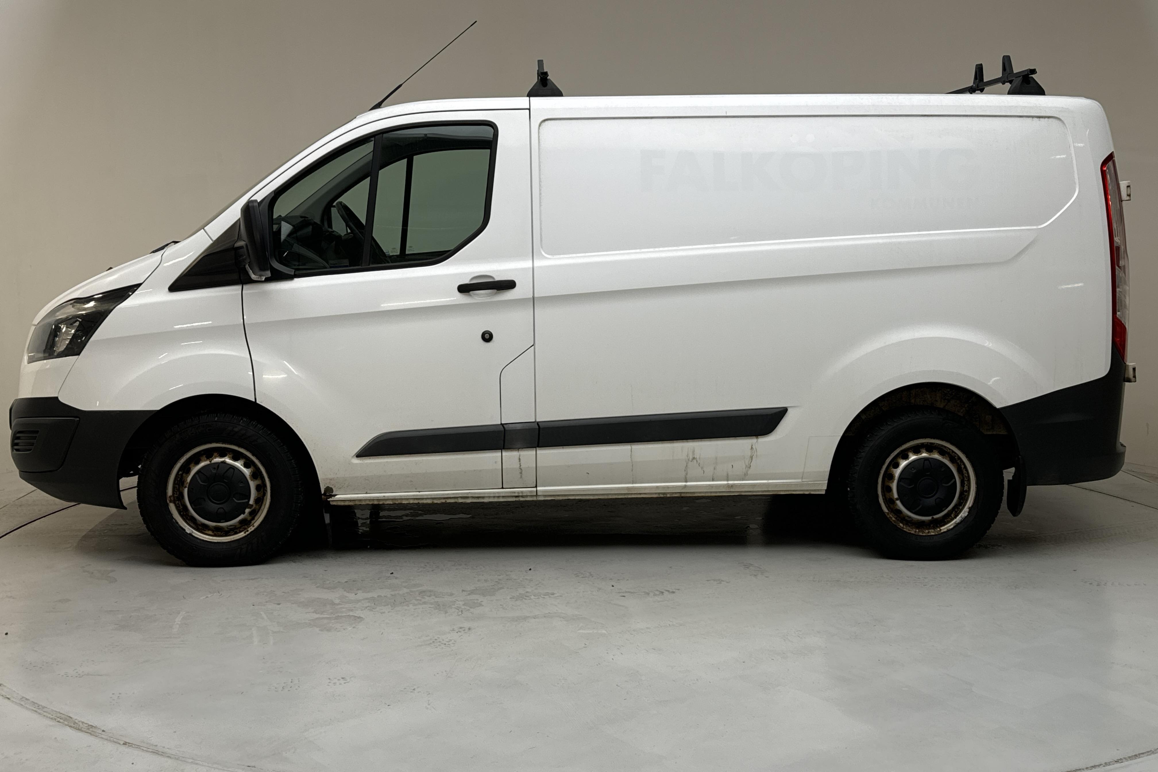 Ford Transit Custom 270 (100hk) - 106 860 km - Manuaalinen - valkoinen - 2013