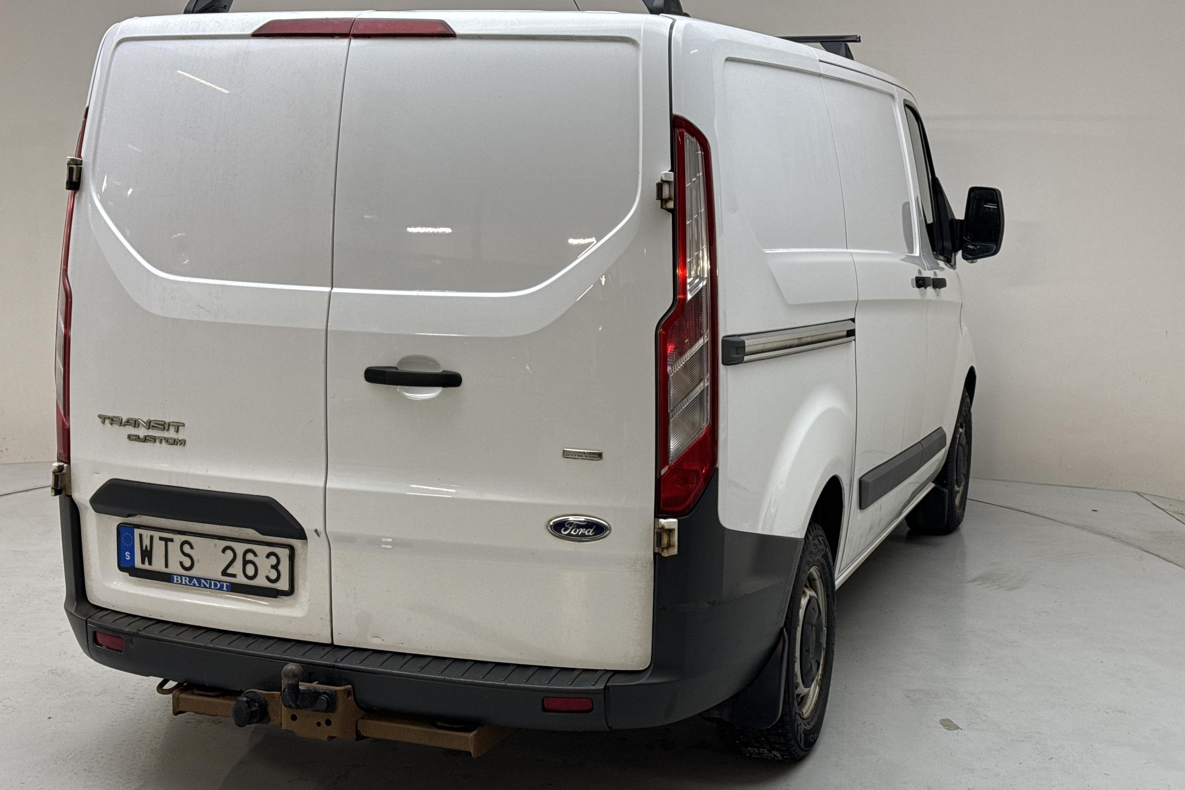 Ford Transit Custom 270 (100hk) - 106 860 km - Manuaalinen - valkoinen - 2013