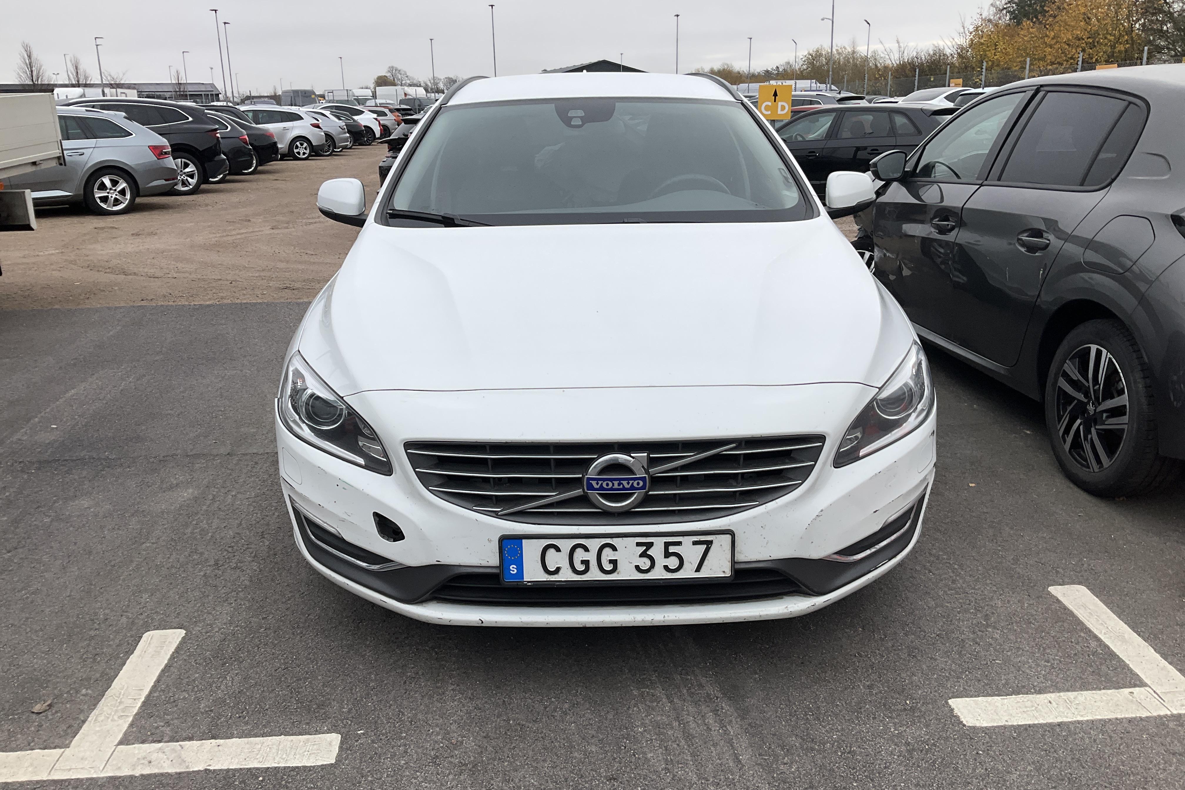 Volvo V60 D4 (181hk) - 149 210 km - Automatyczna - biały - 2014