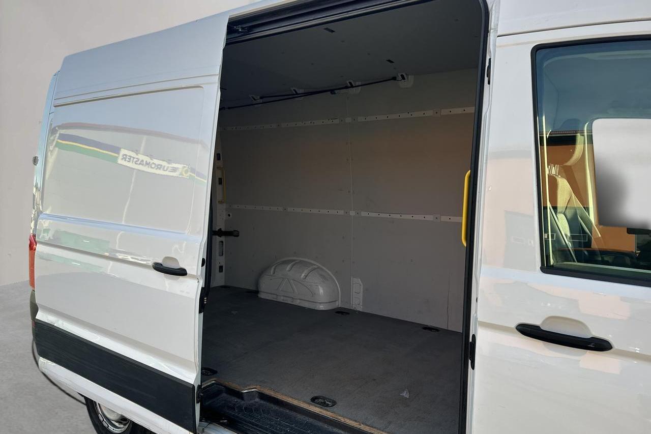 VW Crafter 35 2.0 TDI Skåp (140hk) - 245 140 km - Automaatne - valge - 2019