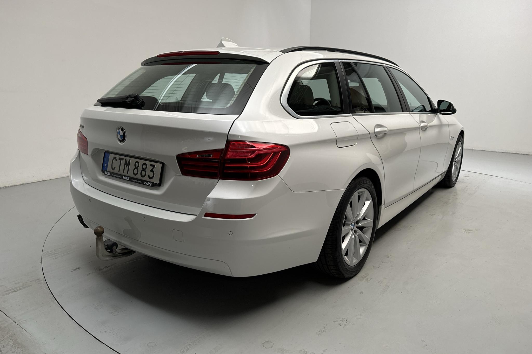 BMW 520d xDrive Touring, F11 (190hk) - 14 280 mil - Automat - vit - 2016