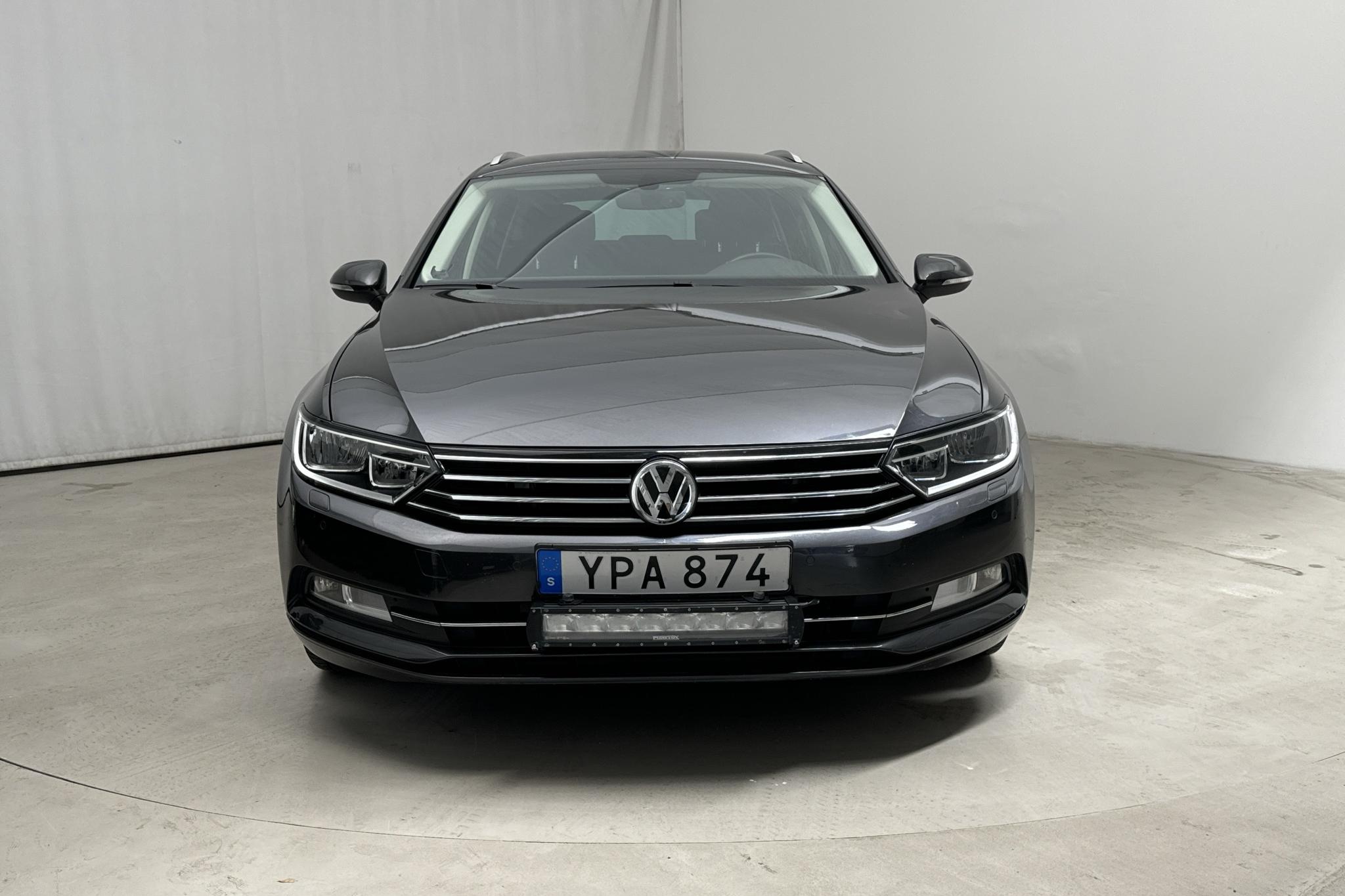 VW Passat 1.4 TSI Sportscombi (150hk) - 113 280 km - Käsitsi - Dark Grey - 2018