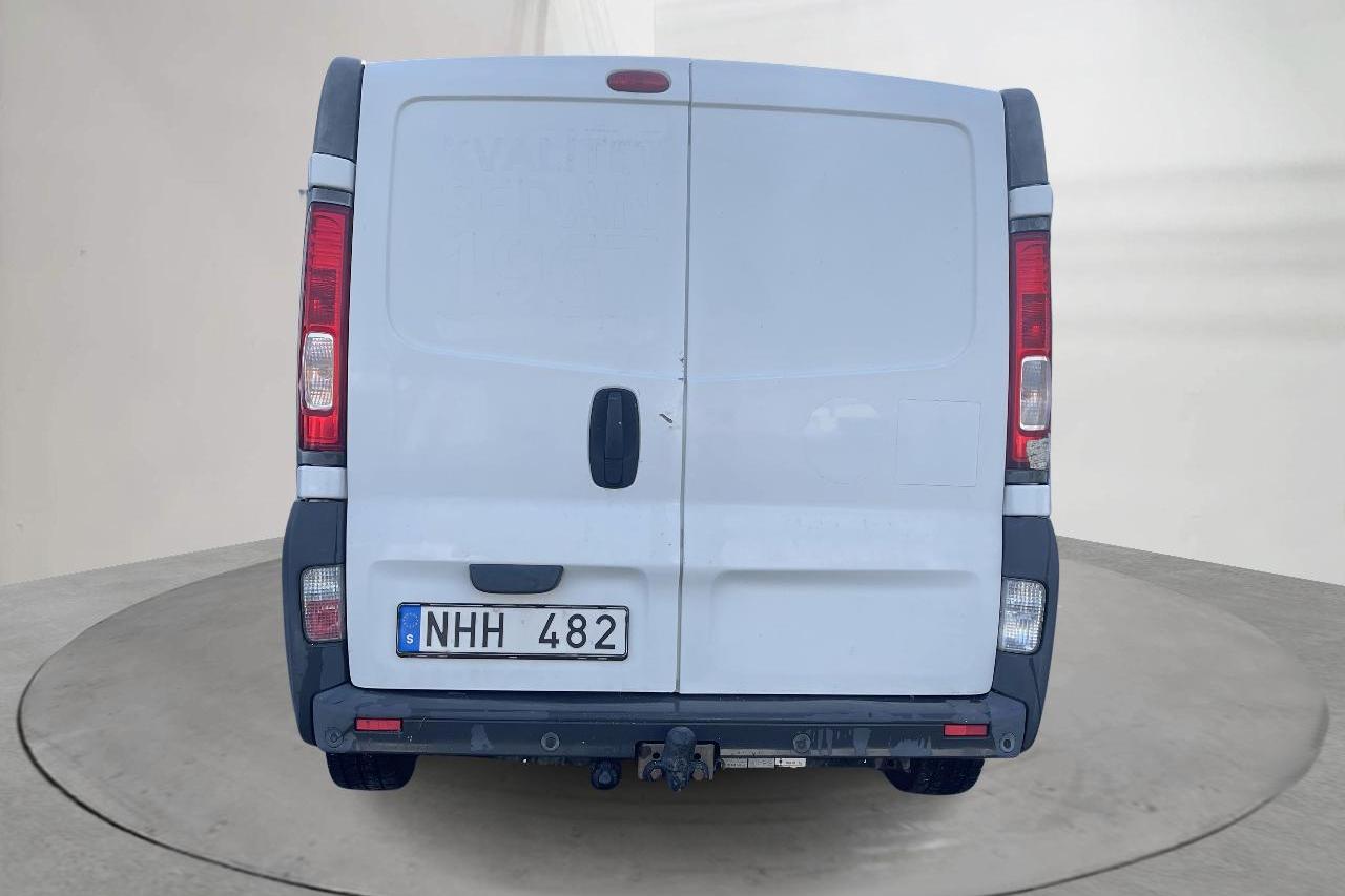 Renault Trafic 2.0 dCi Skåp/Buss (115hk) - 144 990 km - Automatyczna - biały - 2013