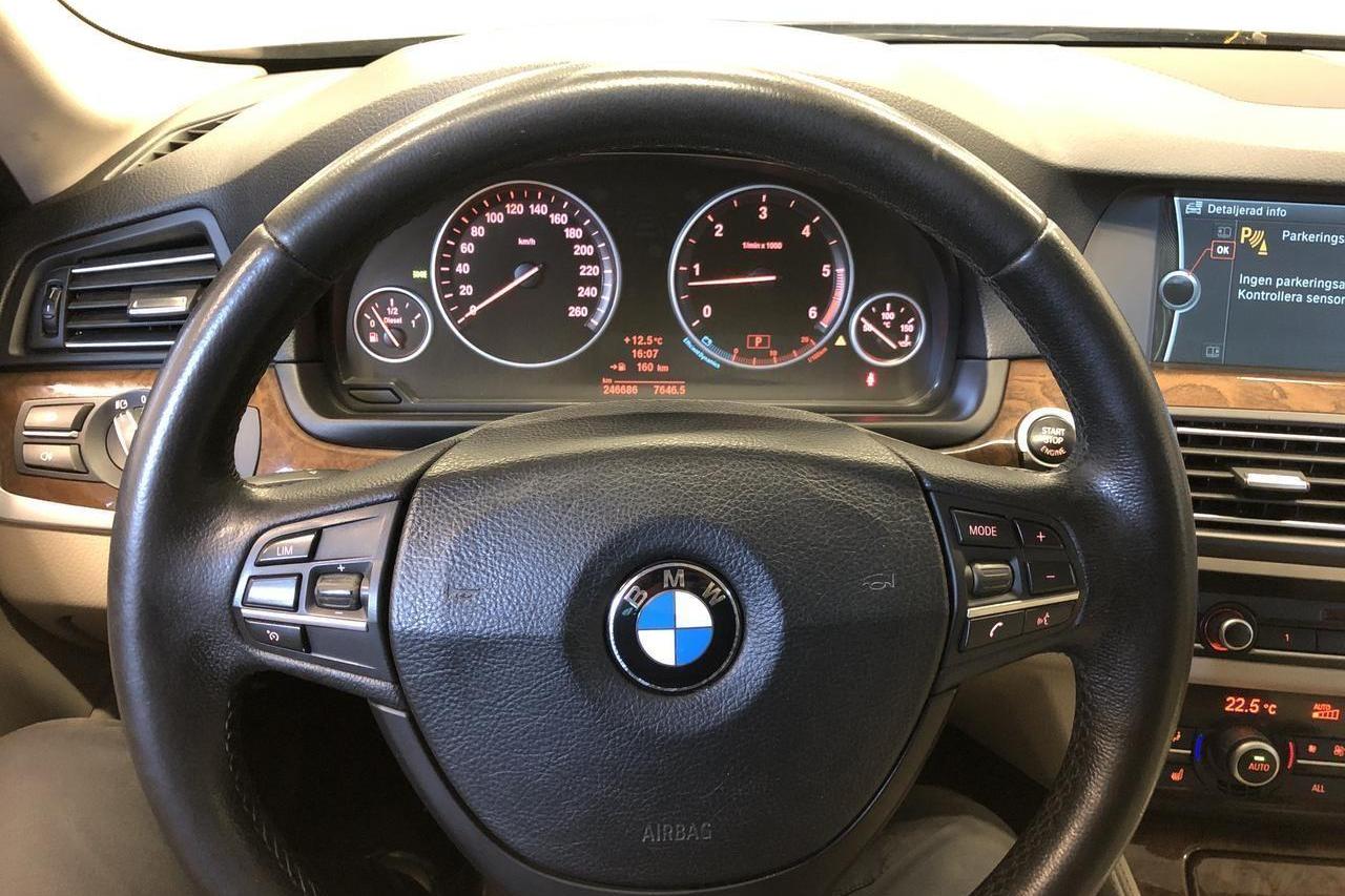 BMW 530d xDrive Touring, F11 (258hk) - 246 680 km - Automatyczna - brązowy - 2012