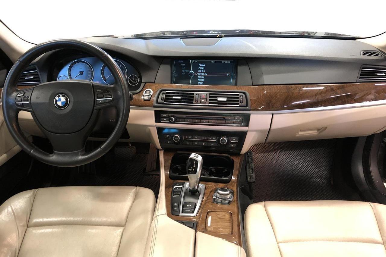 BMW 530d xDrive Touring, F11 (258hk) - 246 680 km - Automatyczna - brązowy - 2012