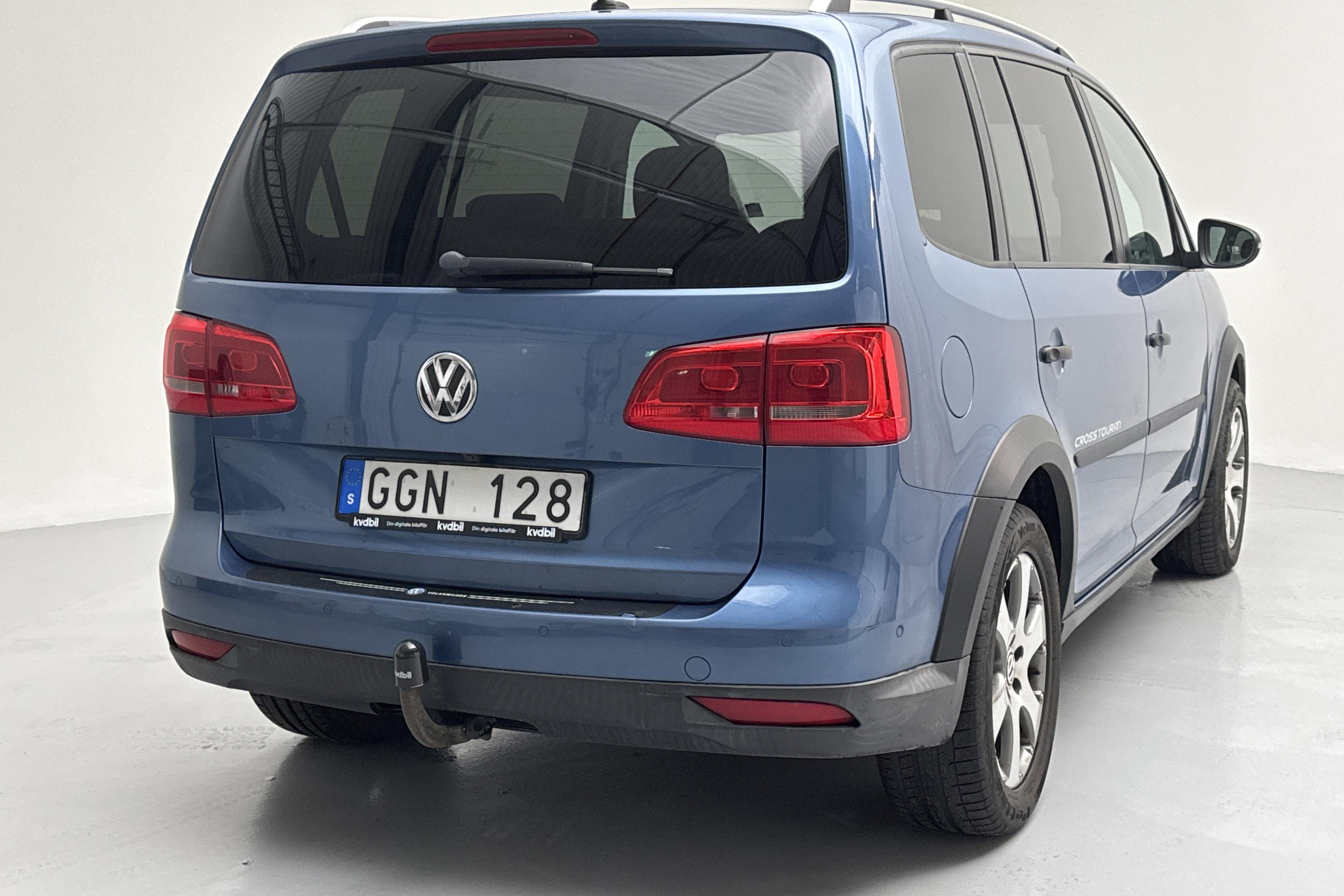 VW CrossTouran 1.4 TSI (140hk) - 290 240 km - Manual - blue - 2013