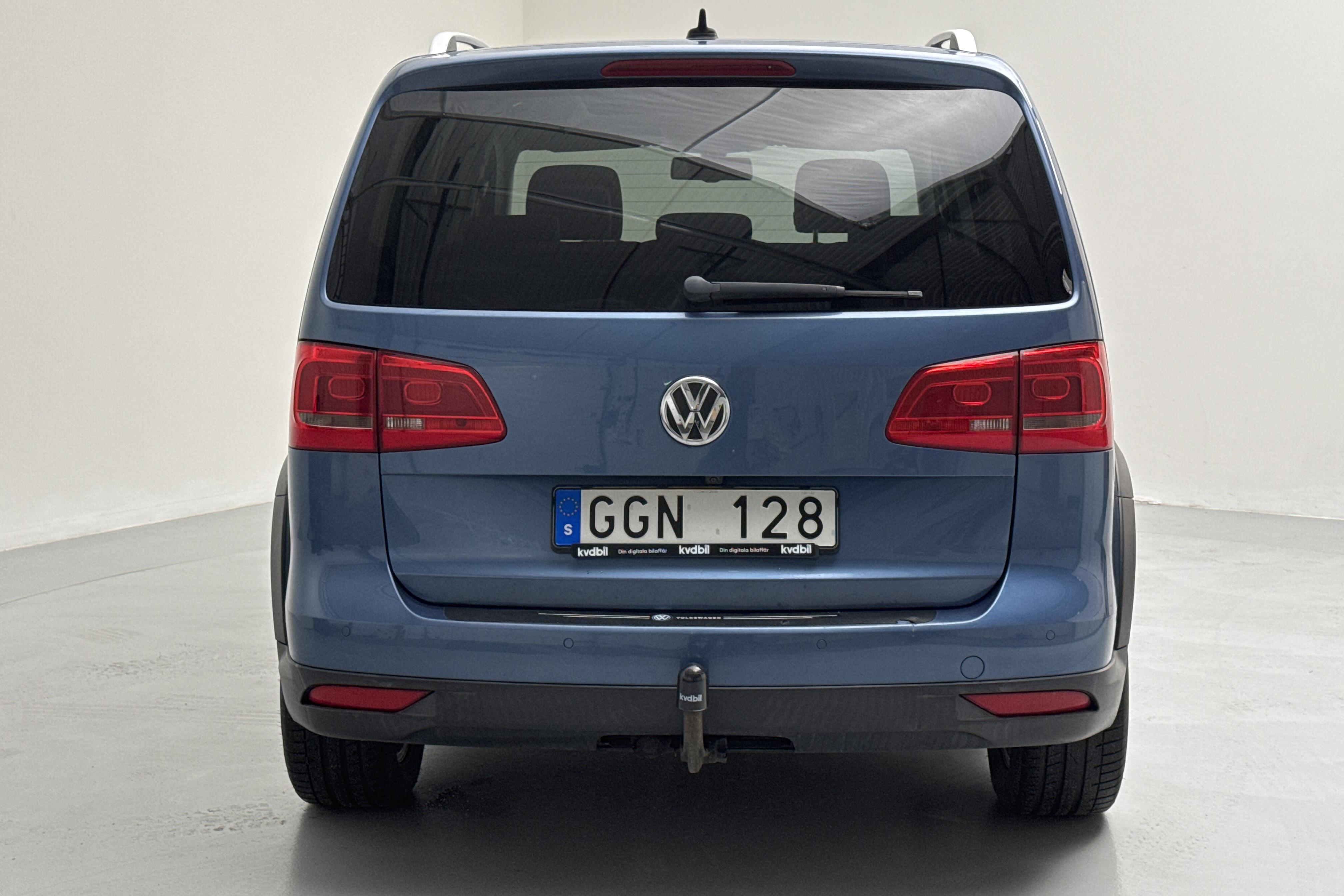 VW CrossTouran 1.4 TSI (140hk) - 290 240 km - Käsitsi - sinine - 2013