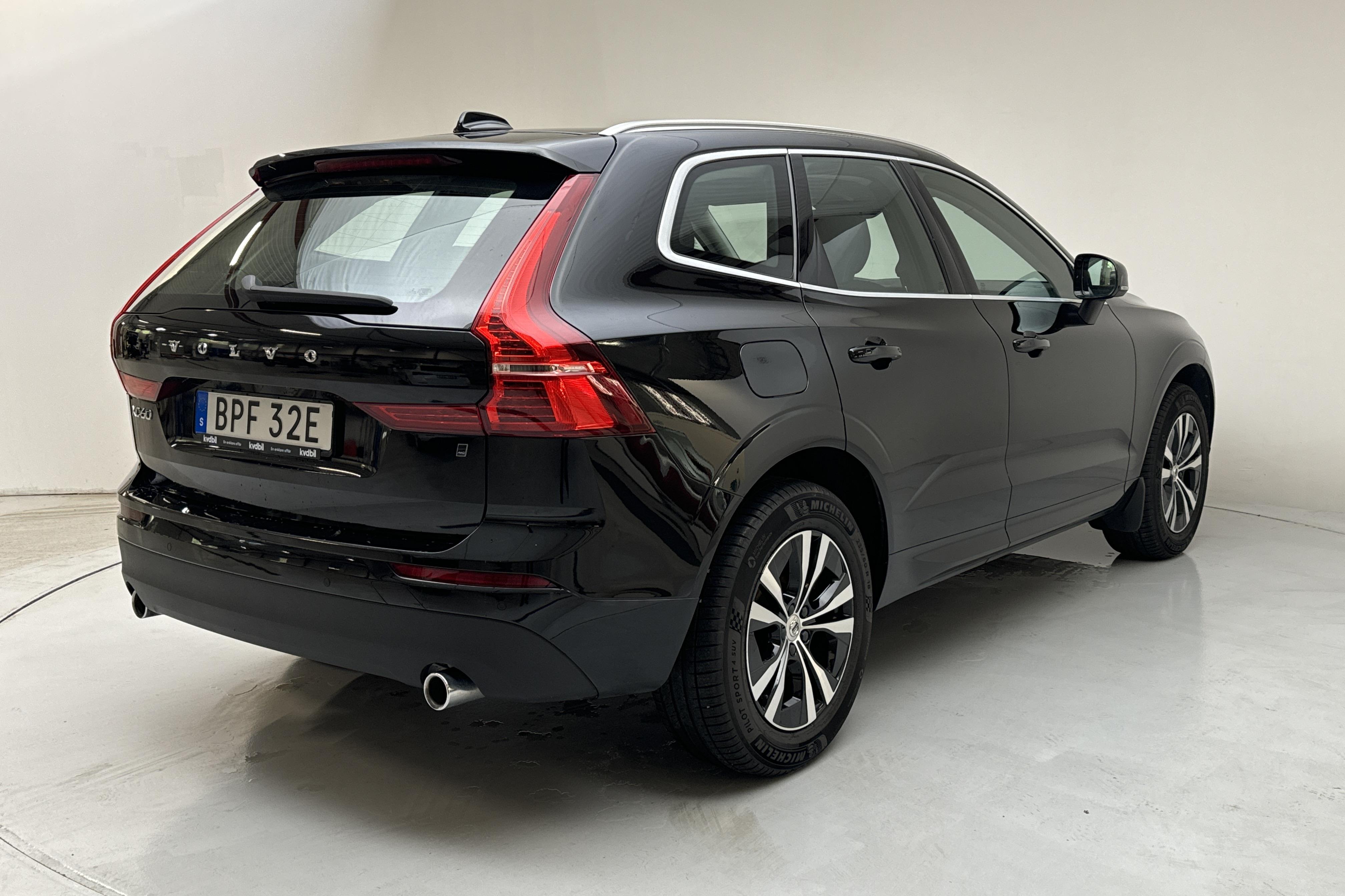 Volvo XC60 B5 AWD Mildhybrid, Bensin (250hk) - 102 580 km - Automaatne - must - 2021