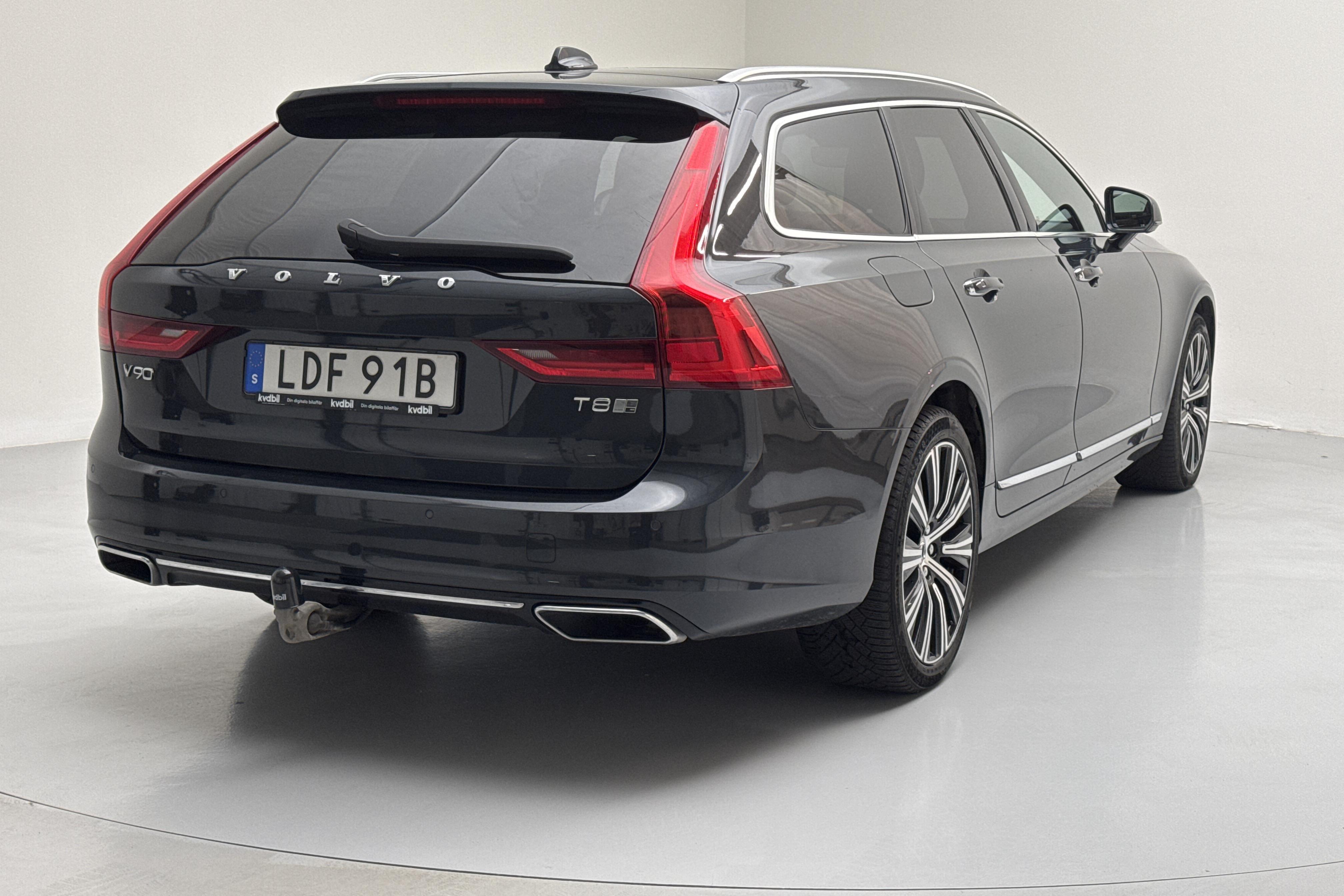 Volvo V90 T8 AWD Twin Engine (390hk) - 74 820 km - Automaatne - hall - 2020