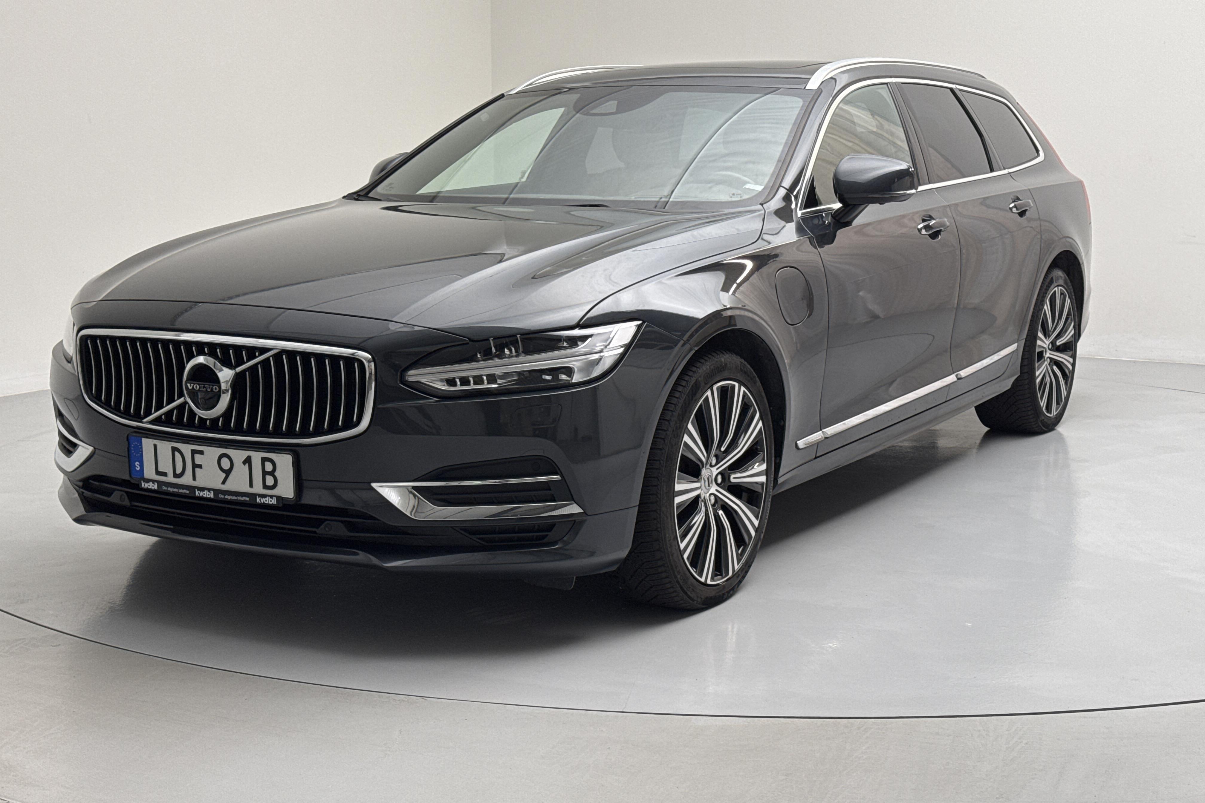 Volvo V90 T8 AWD Twin Engine (390hk) - 74 820 km - Automatic - gray - 2020