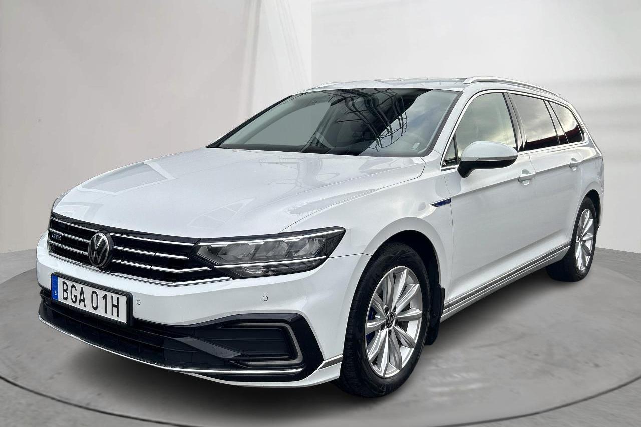 VW Passat 1.4 GTE Sportscombi (218hk) - 127 690 km - Automatic - white - 2021