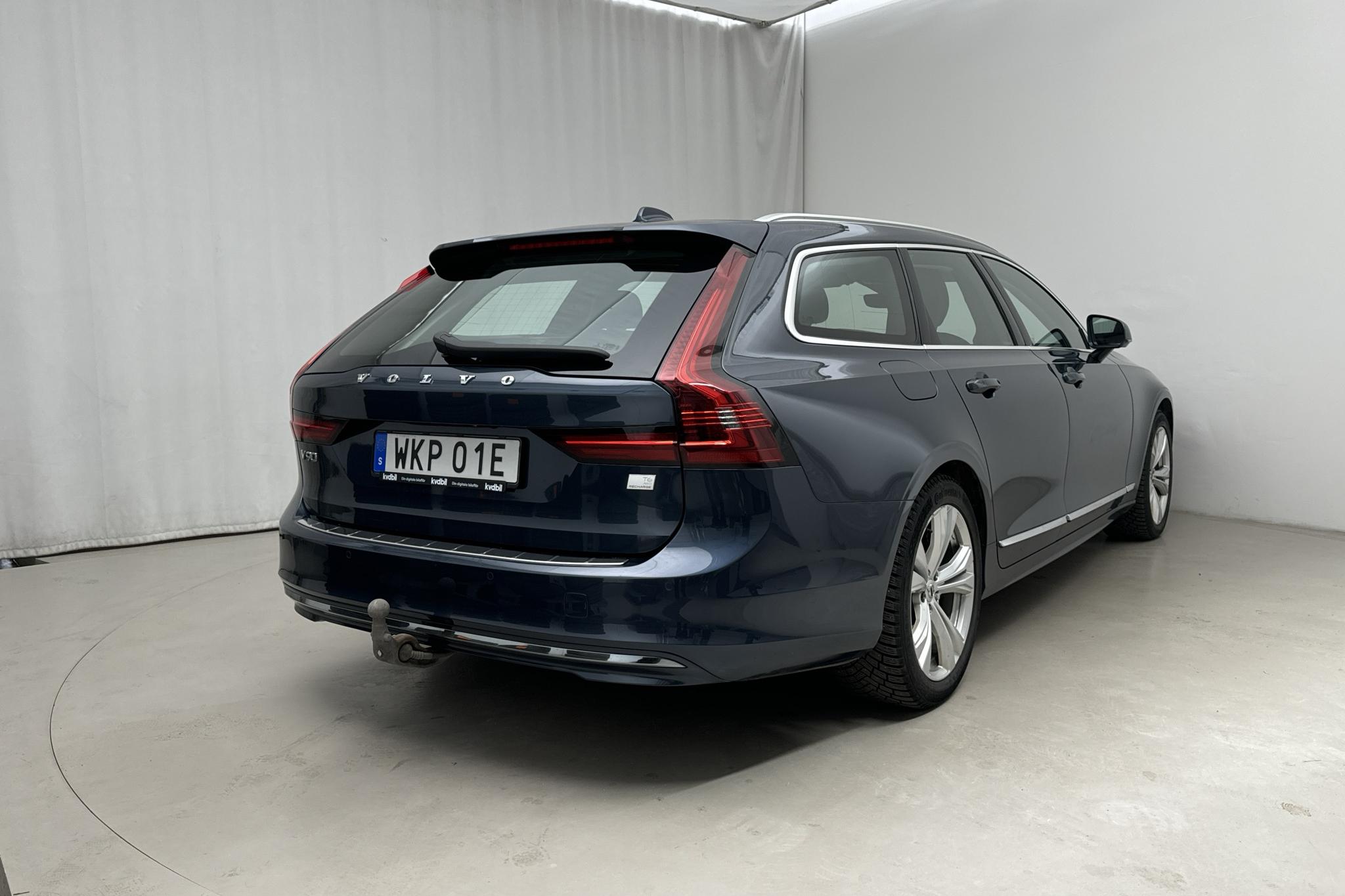 Volvo V90 T6 AWD Twin Engine (340hk) - 6 344 mil - Automat - Dark Blue - 2022