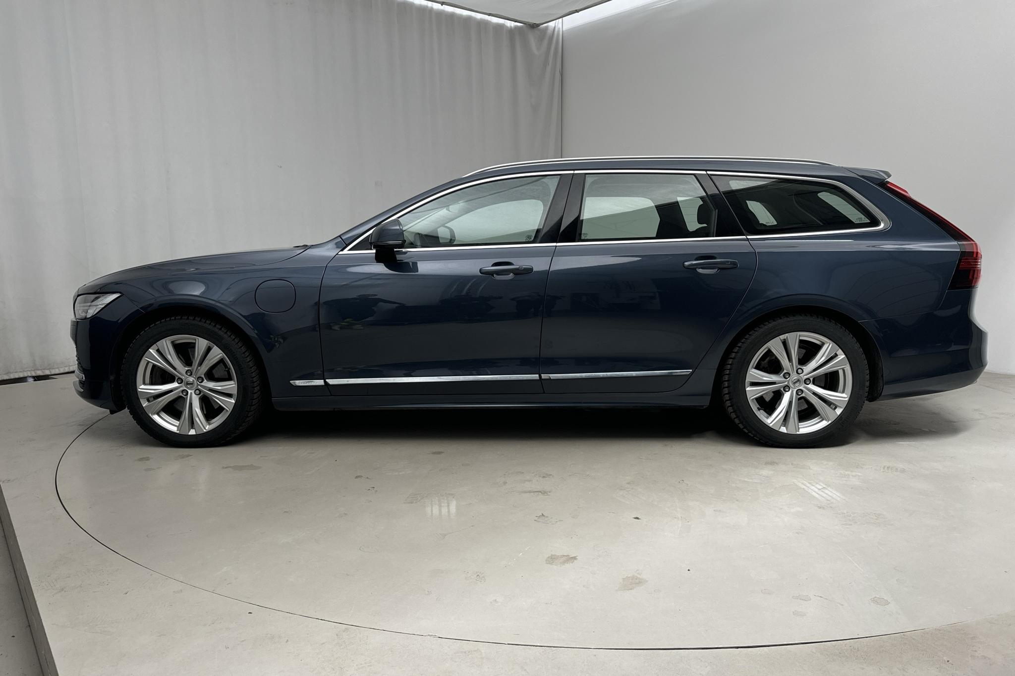 Volvo V90 T6 AWD Twin Engine (340hk) - 6 344 mil - Automat - Dark Blue - 2022