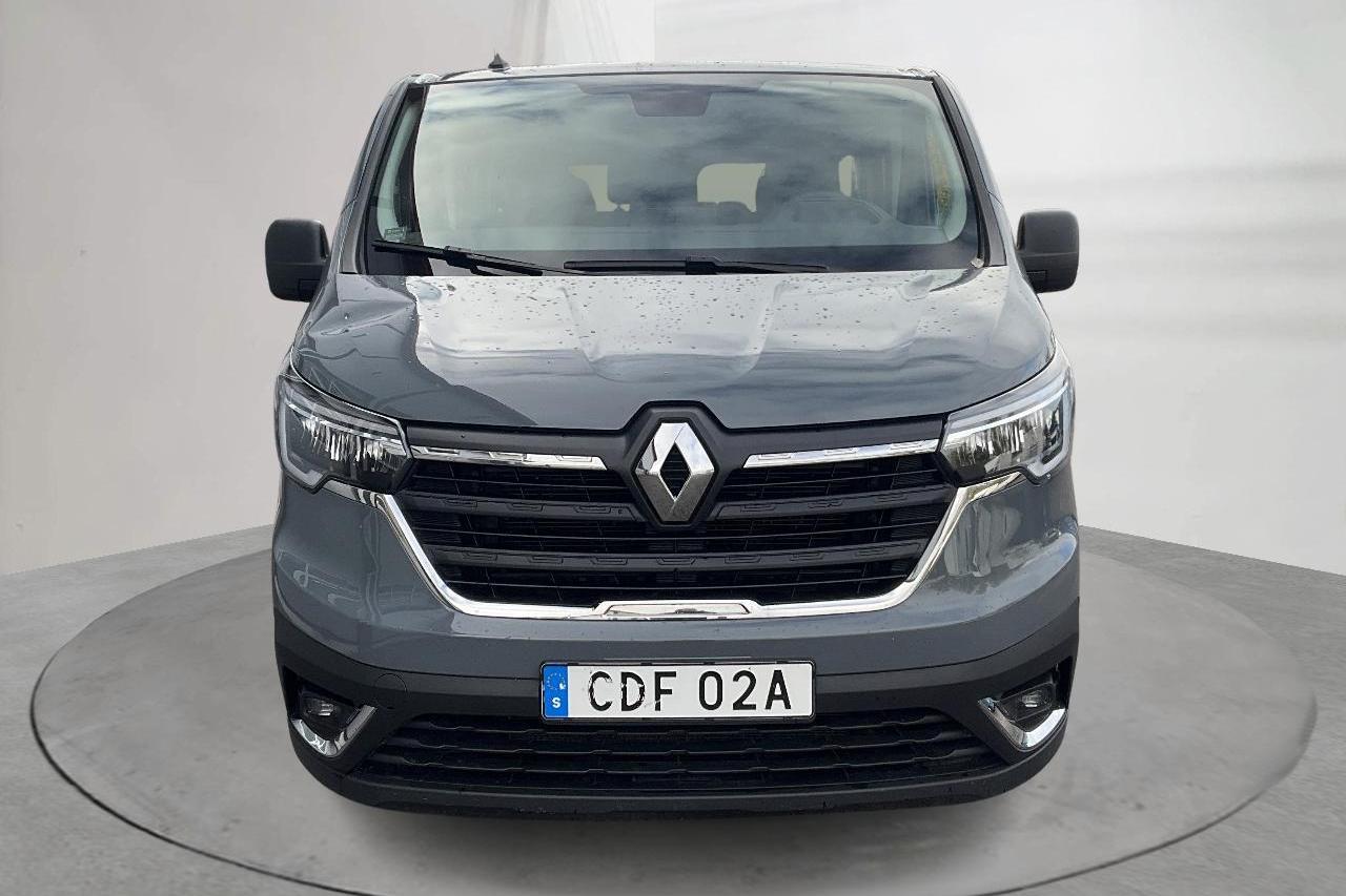 Renault Trafic Grand Kombi 2.0 dCi (150hk) - 46 770 km - Manuaalinen - Dark Grey - 2022