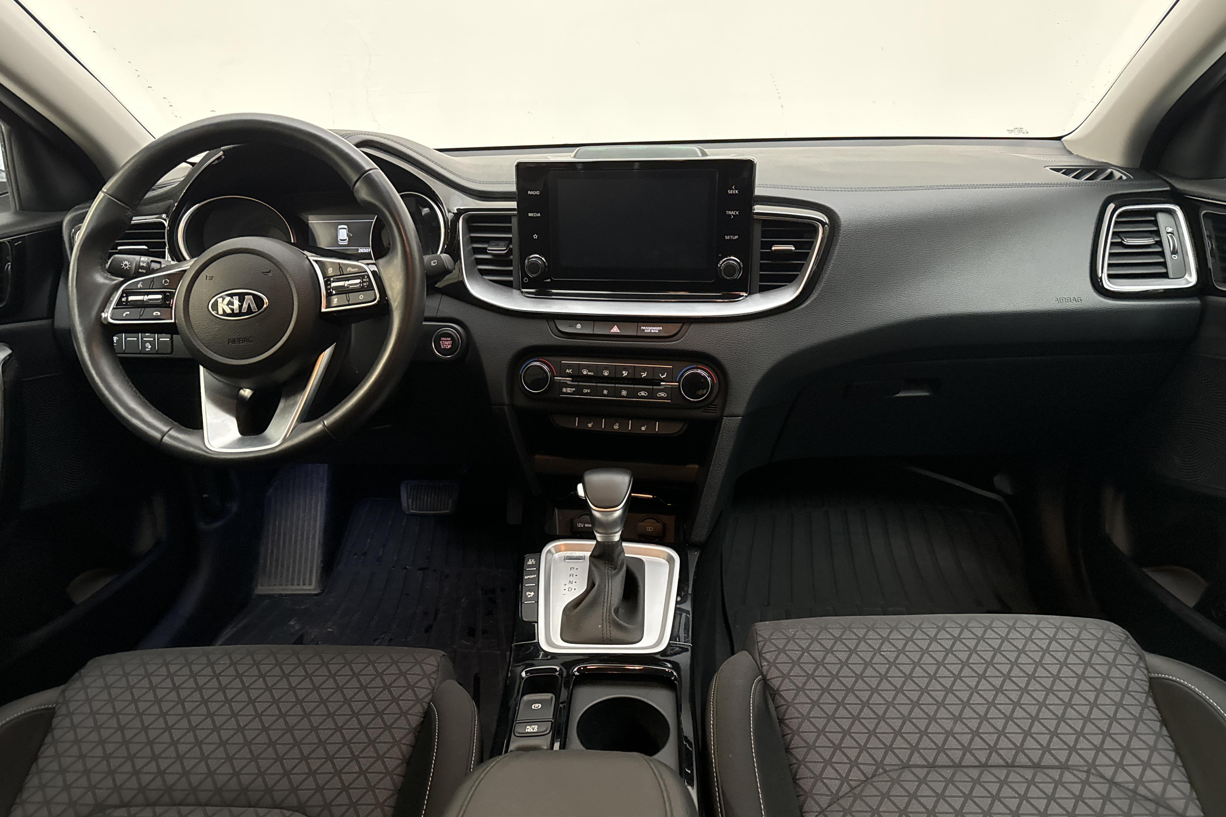 KIA Ceed 1.6 Plug-in Hybrid SW (141hk) - 2 650 mil - Automat - vit - 2021