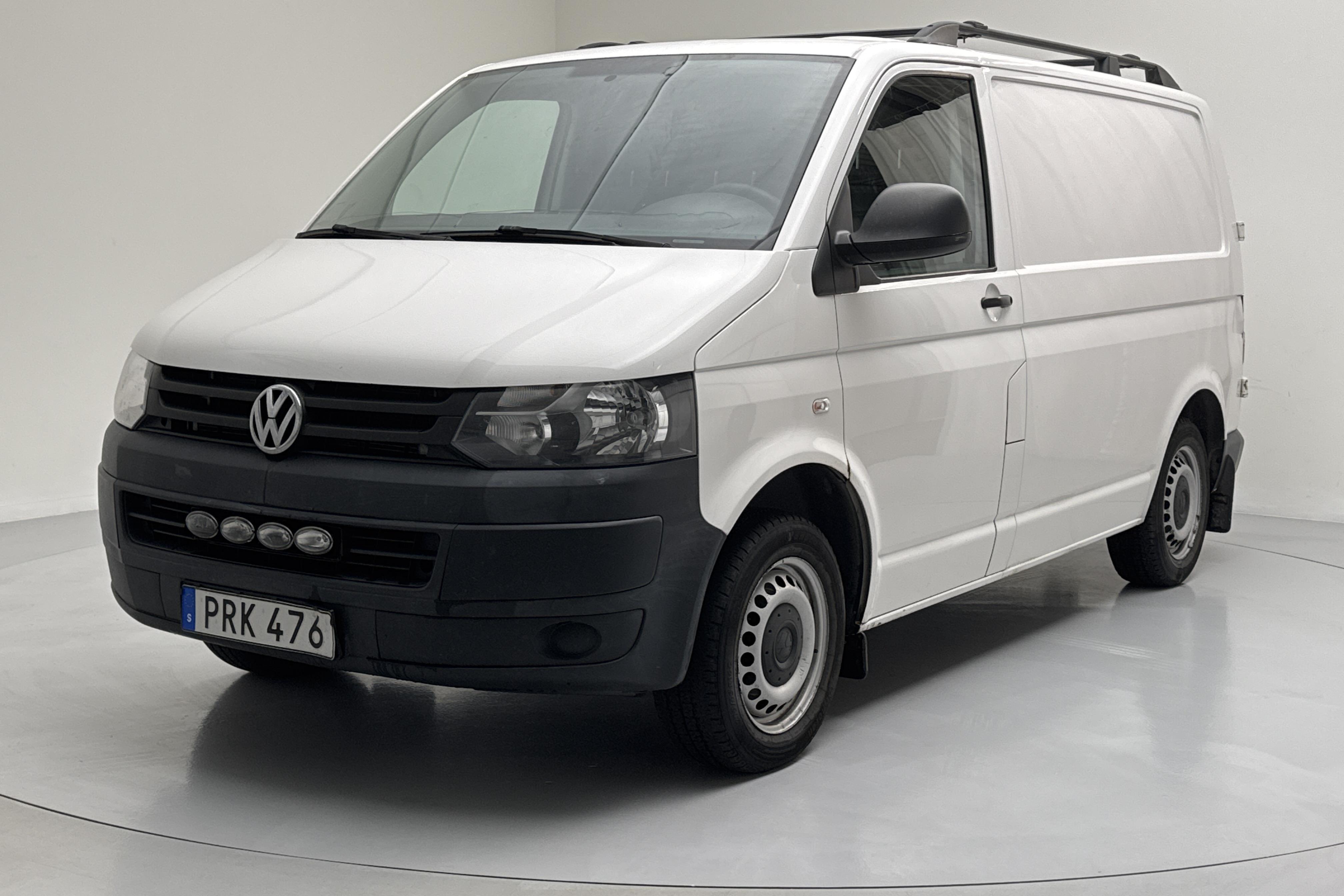 VW Transporter T5 2.0 TDI (102hk) - 23 003 mil - Manuell - vit - 2014