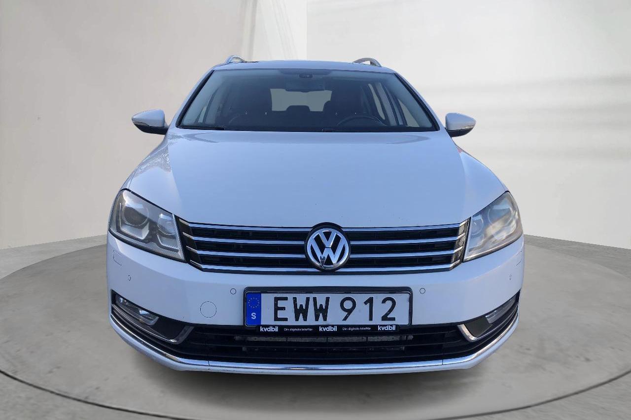 VW Passat 2.0 TDI BlueMotion Technology Variant (170hk) - 242 510 km - Automaattinen - valkoinen - 2011