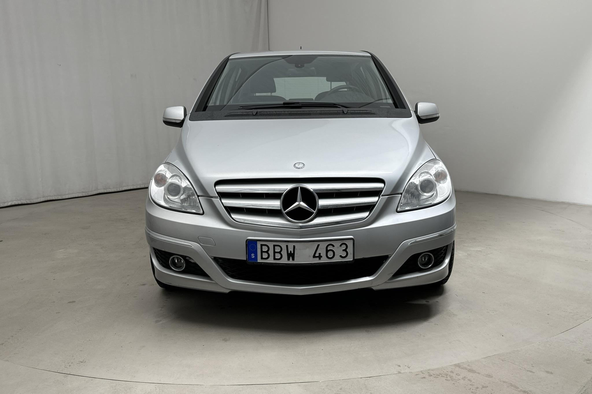 Mercedes B 170 NGT (116hk) - 160 530 km - Automaattinen - hopea - 2009