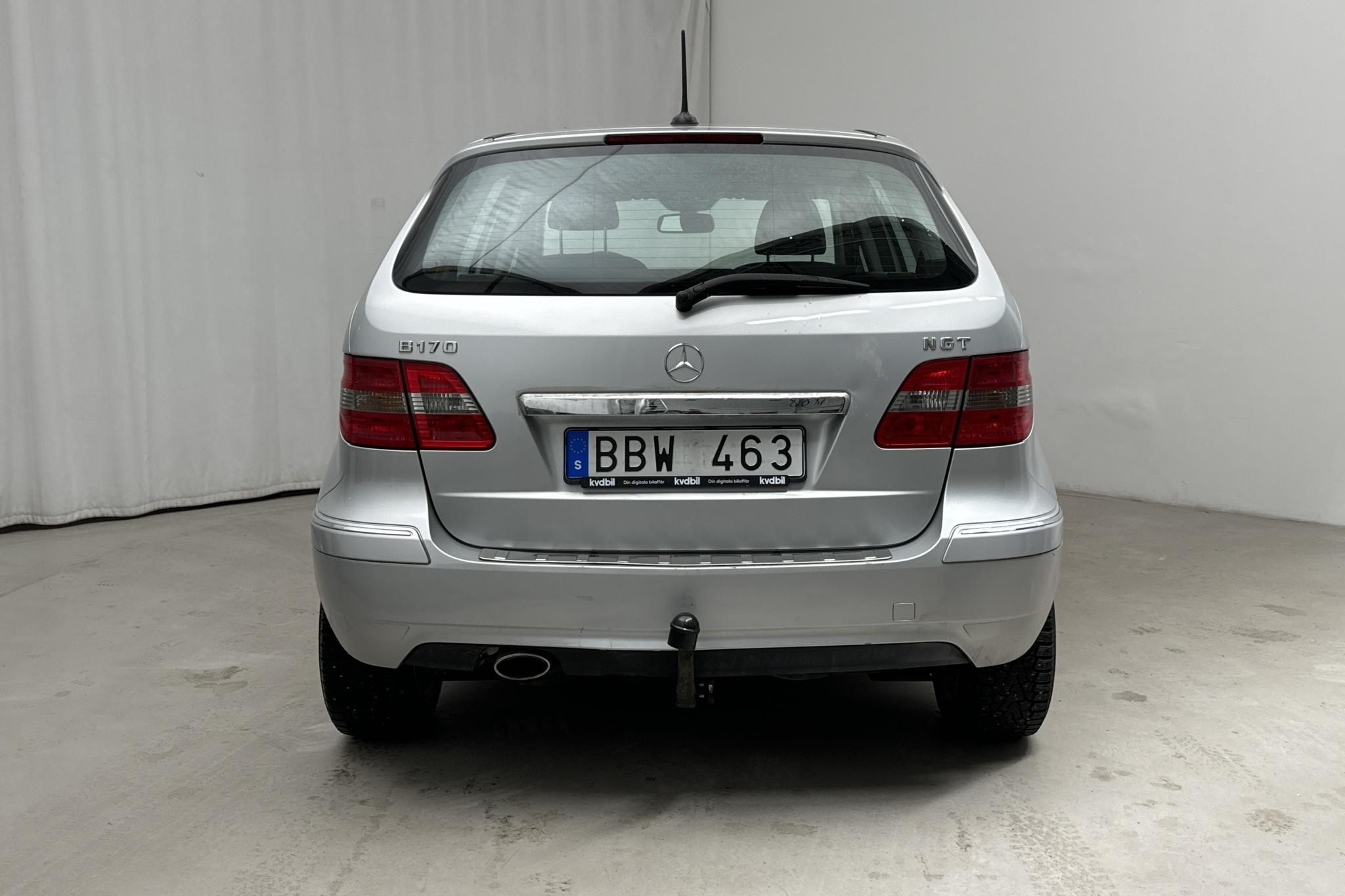 Mercedes B 170 NGT (116hk) - 160 530 km - Automaatne - hõbe - 2009