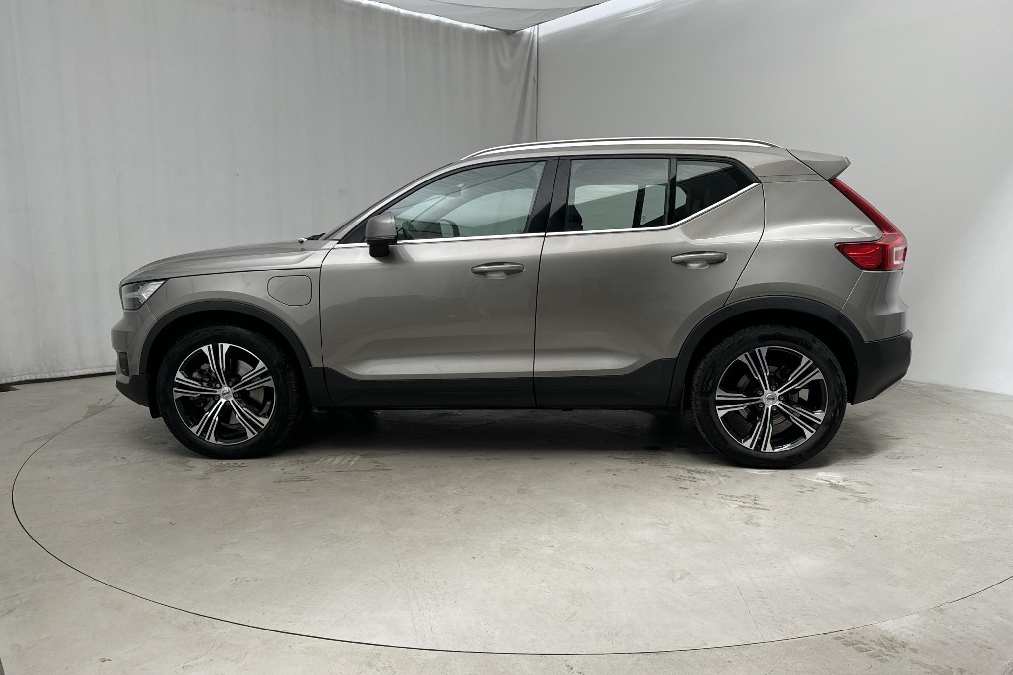 Volvo XC40 T5 2WD Twin Engine (262hk) - 64 030 km - Automatic - gray - 2021