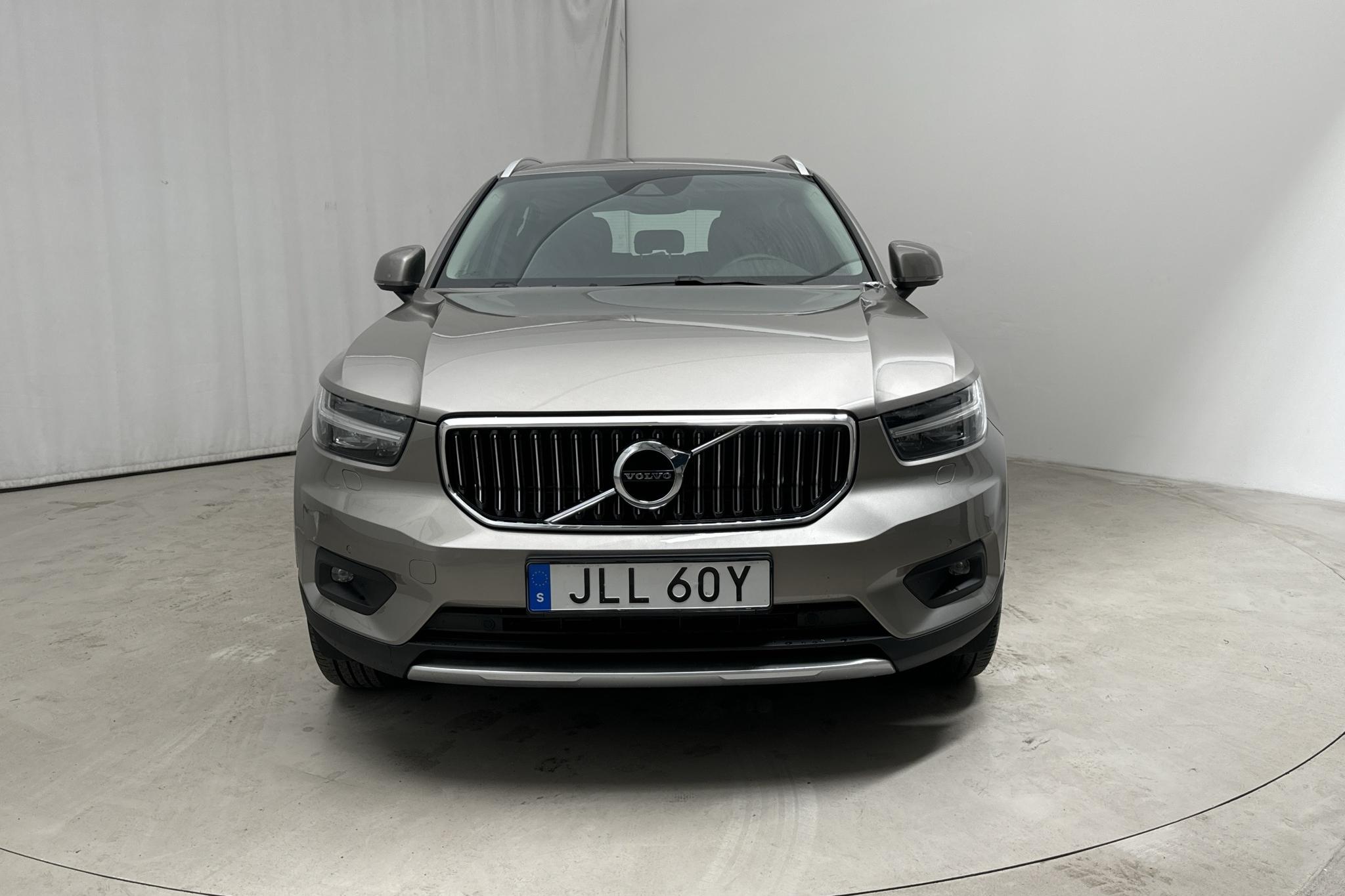 Volvo XC40 T5 2WD Twin Engine (262hk) - 64 030 km - Automatyczna - szary - 2021