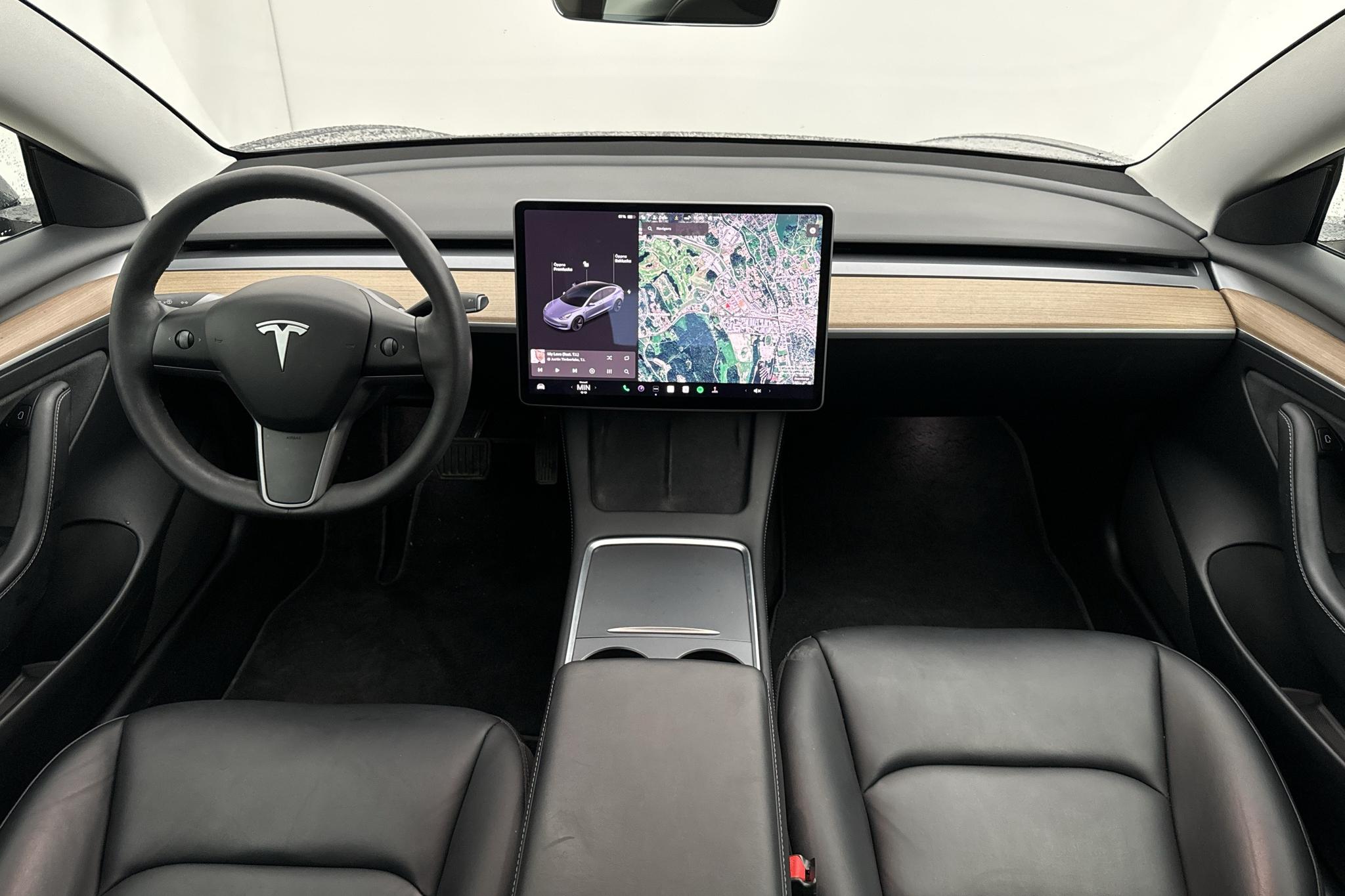 Tesla Model 3 Long Range Dual Motor AWD - 36 090 km - Automatic - gray - 2021