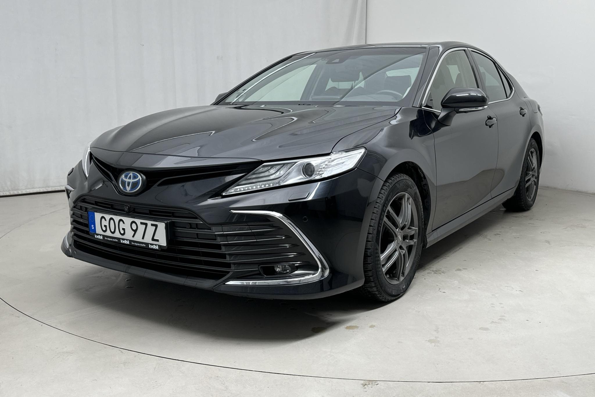 Toyota Camry 2.5 Hybrid (218hk) - 122 010 km - Automatyczna - czarny - 2022