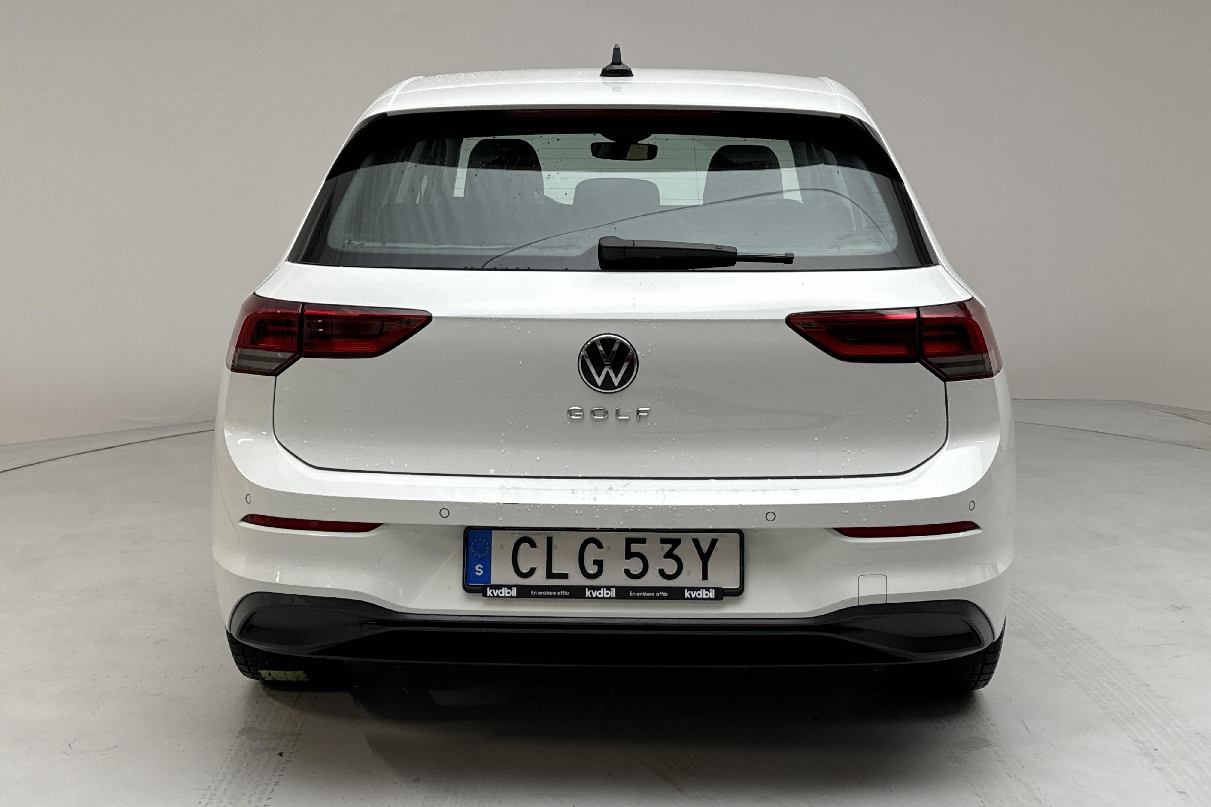 VW Golf VIII 2.0 TDI 5dr (115hk) - 5 469 mil - Manuell - vit - 2021