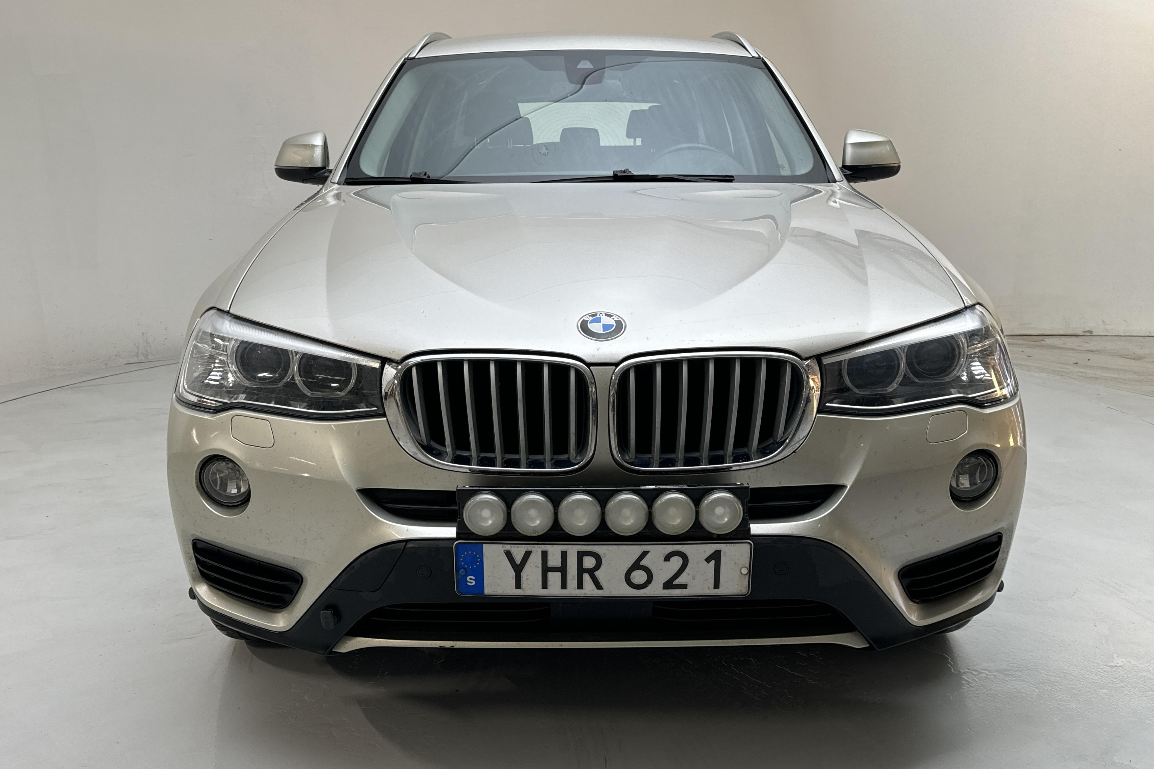 BMW X3 xDrive30d, F25 (258hk) - 183 140 km - Automaatne - Light Grey - 2017