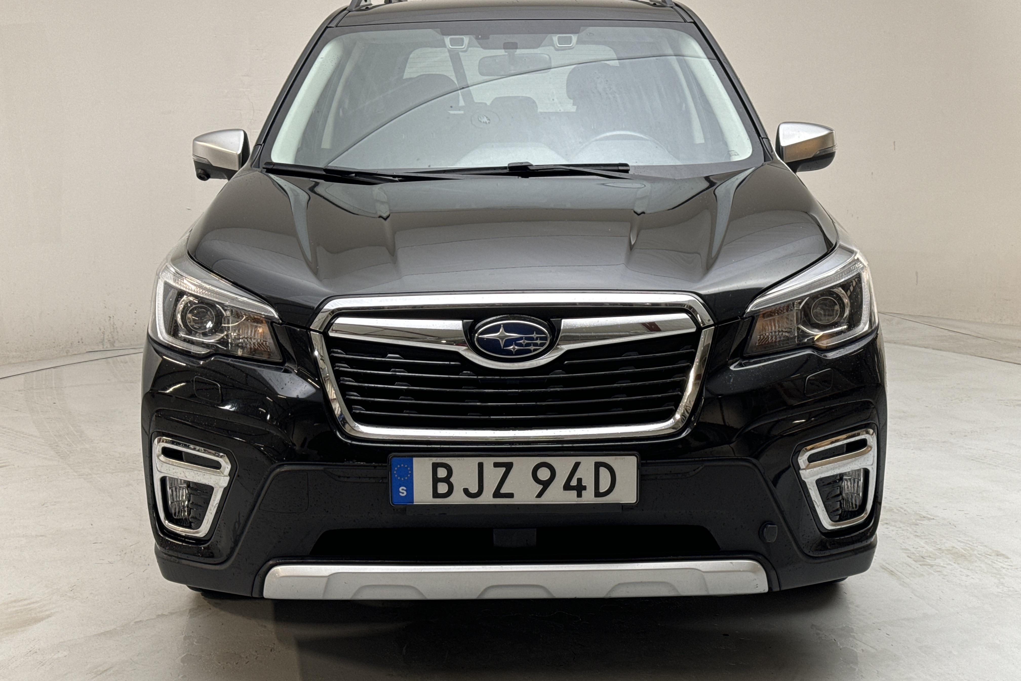 Subaru Forester e-Boxer 2.0i AWD (150hk) - 72 260 km - Automatic - black - 2020