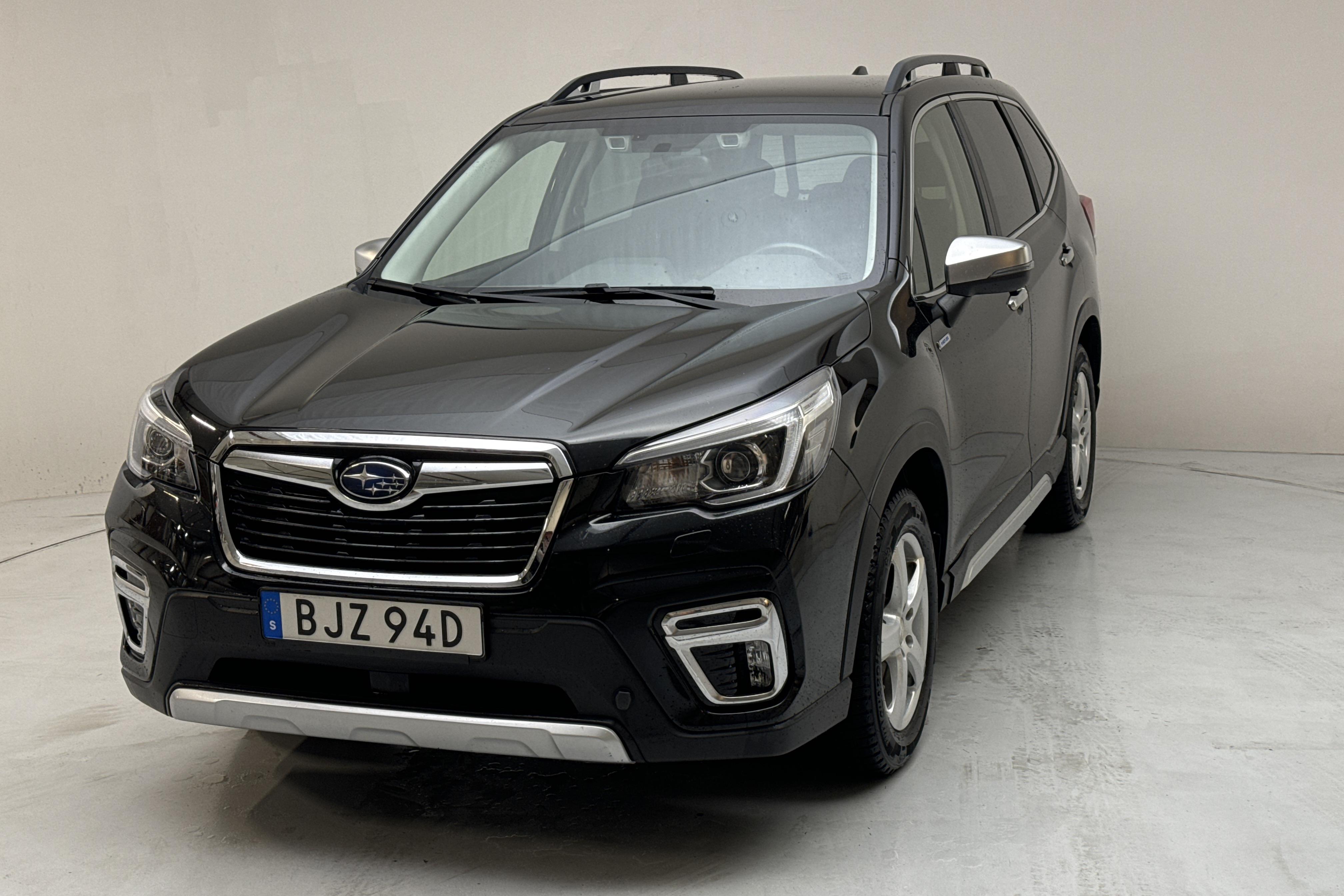 Subaru Forester e-Boxer 2.0i AWD (150hk) - 72 260 km - Automatic - black - 2020